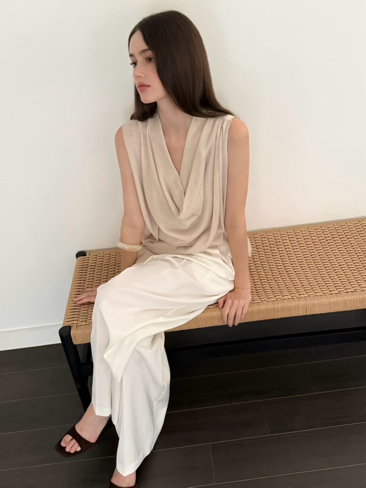 LV2603 Wrap Snap Vest