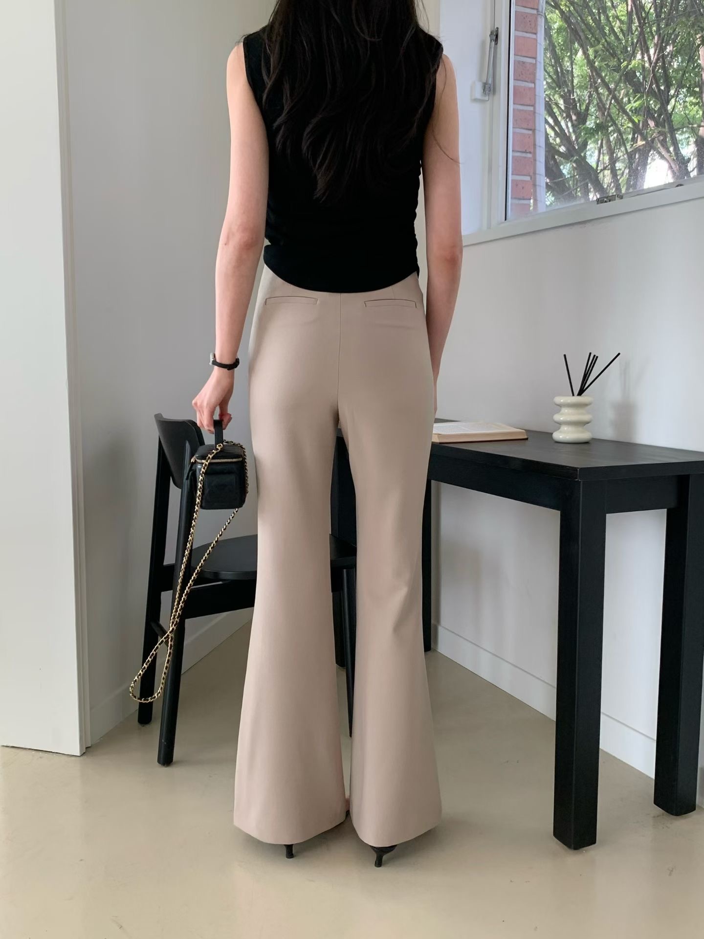 LV2606 Bootcut slacks