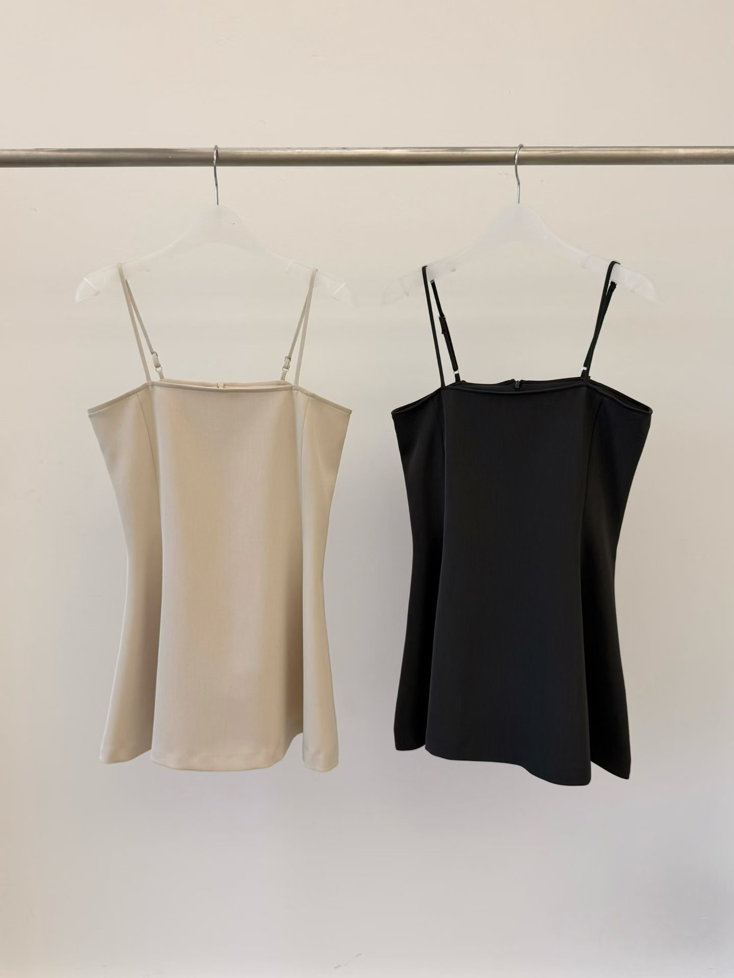 LV2611 Low Bustier Top