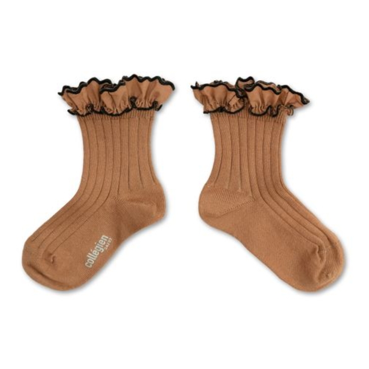 (預購) COLLEGIEN 荷葉邊羅紋短襪 Suzanne - 326 Mocha Mousse 摩卡慕斯