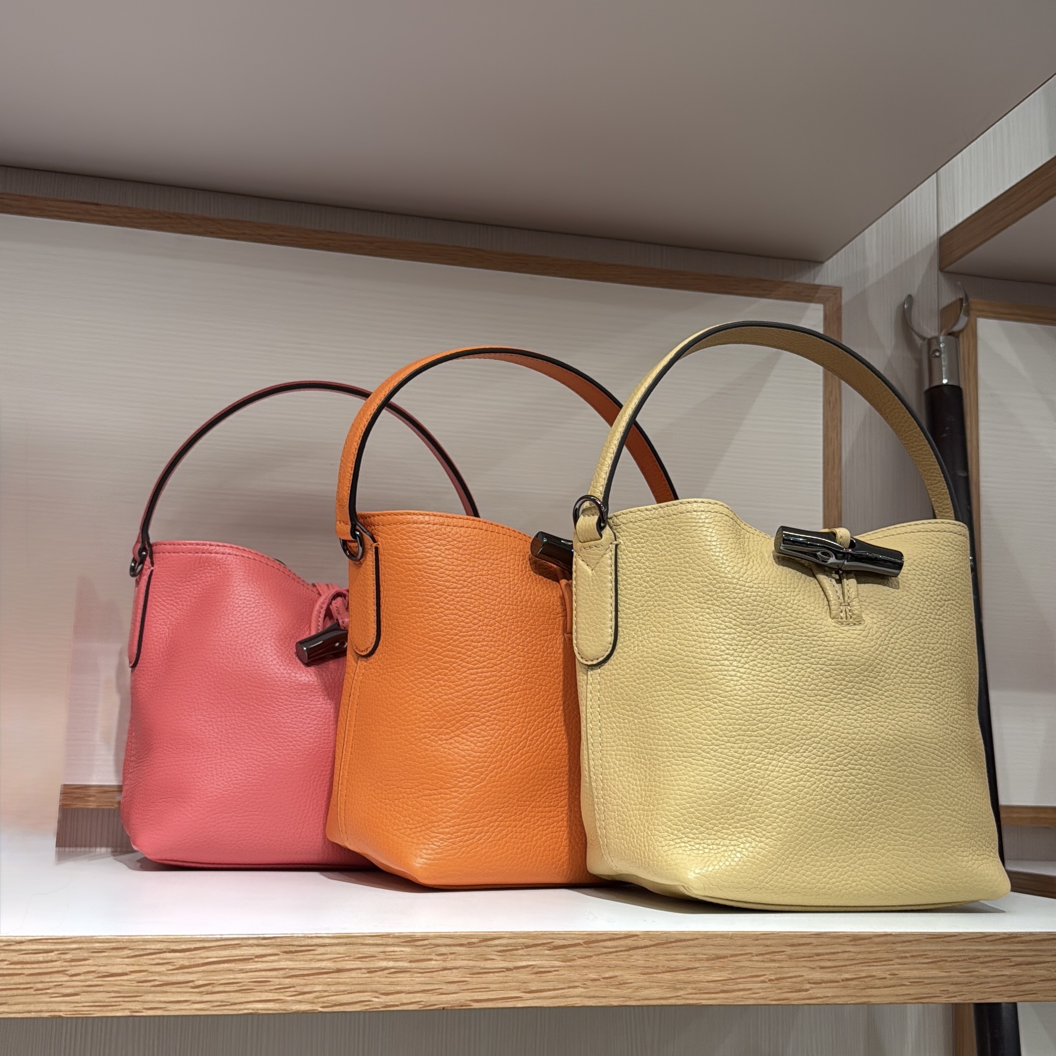 longchamp le roseau bucket leather bag Yellow orange pink