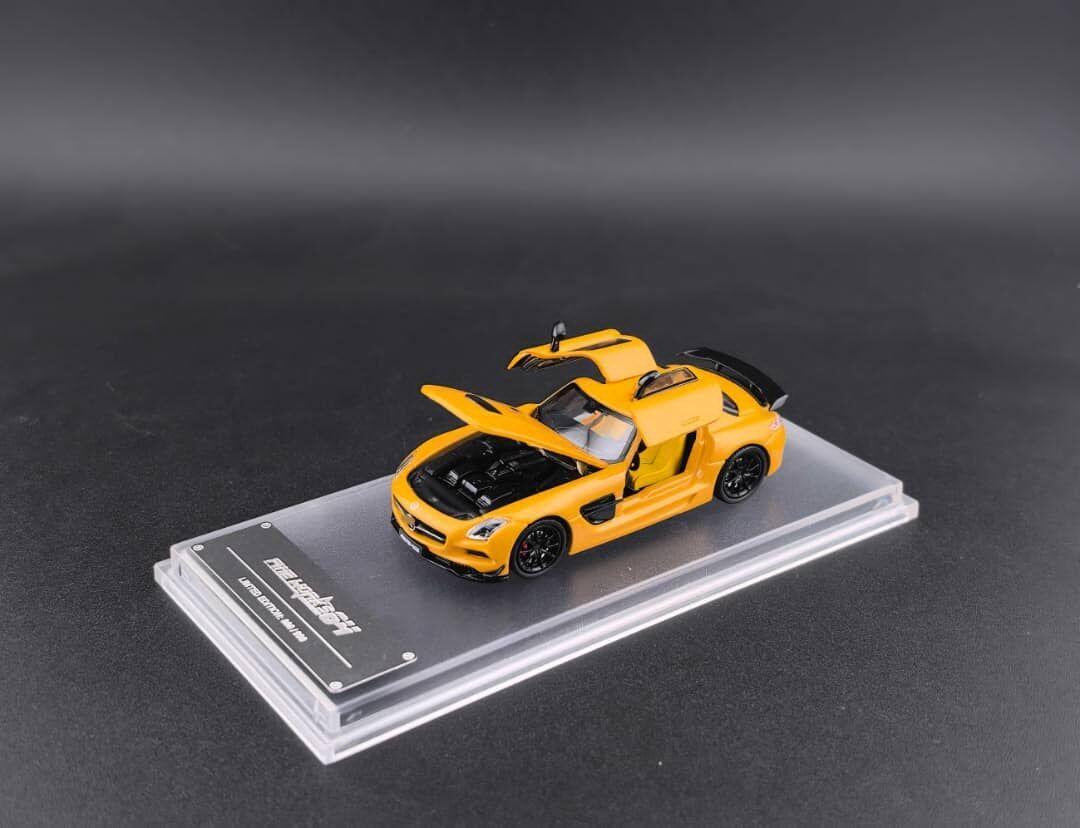 預訂:1/64 FineWorks64 Mercedes-Benz SLS AMG Black Series Yellow (FWMBSLSY )