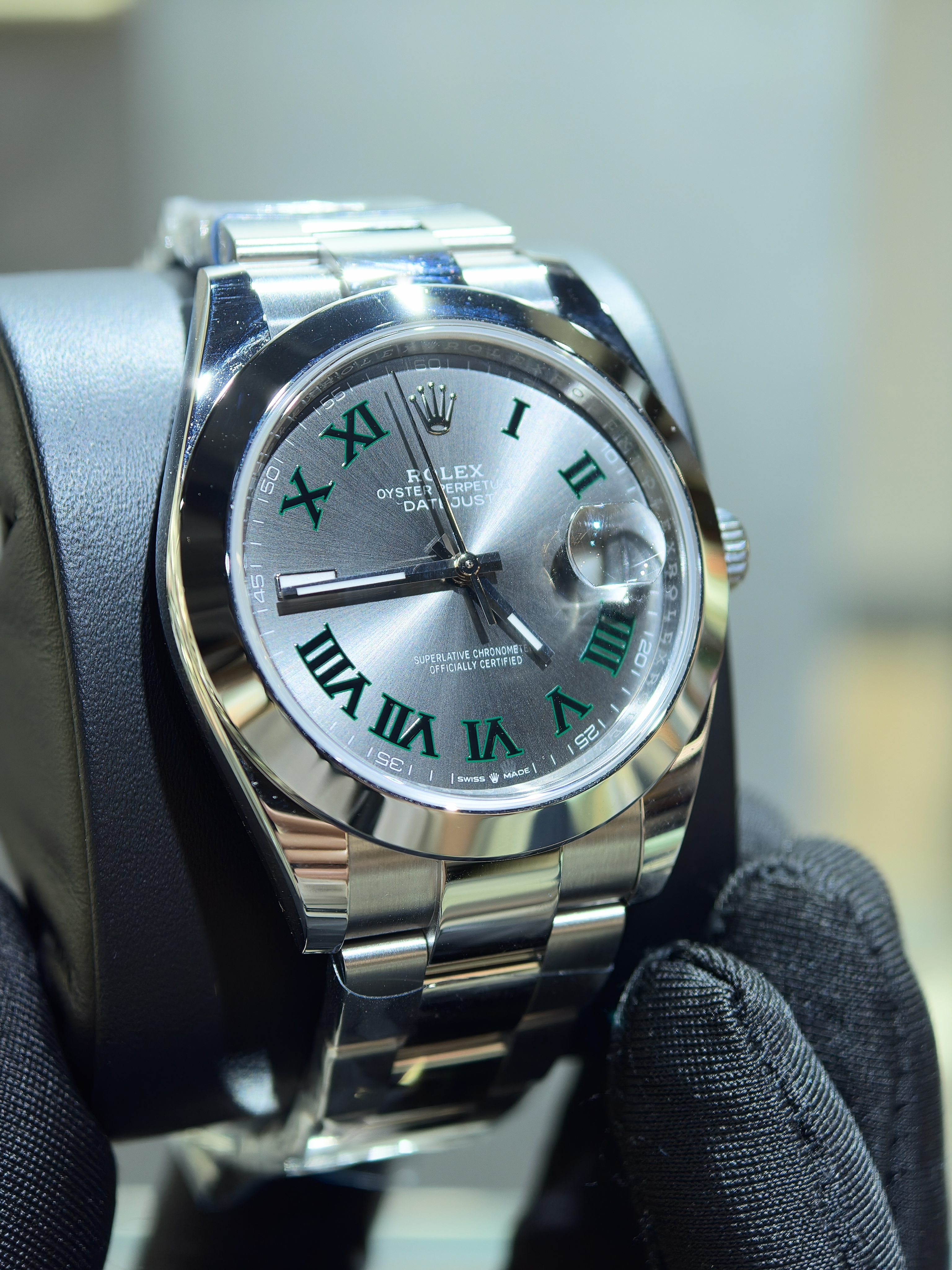 BRAND NEW ROLEX 126300 ROMAN GREY WIMBLEDON DIAL DATEJUST OYSTER STRAP STAINLESS STEEL 41mm