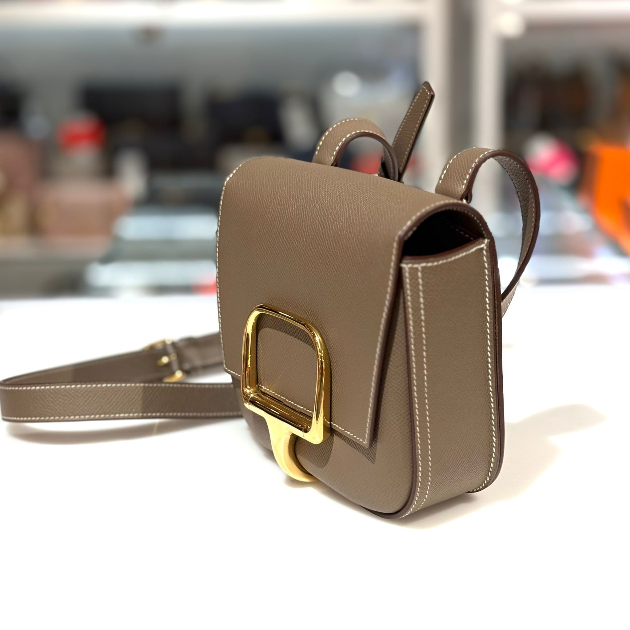 DISPLAY!!! 未使用品!!! HERMES DELLA MINI B刻 大象灰金扣 EPSOM皮 #Cavalleria Mini #屁股包 #香榭站正品