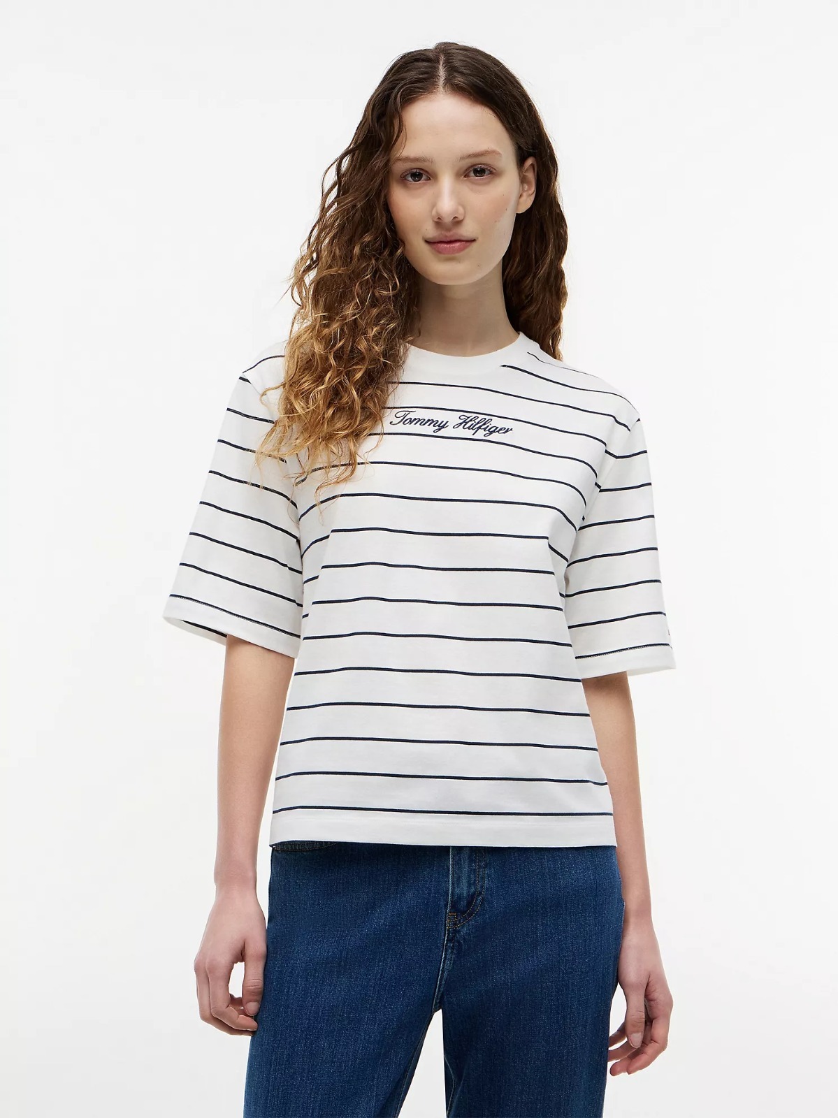 【直播】Tommy Hilfiger K0707139 Womens Relaxed Fit Embroidered Script T-Shirt (Navy Blue / Ivory Stripe)