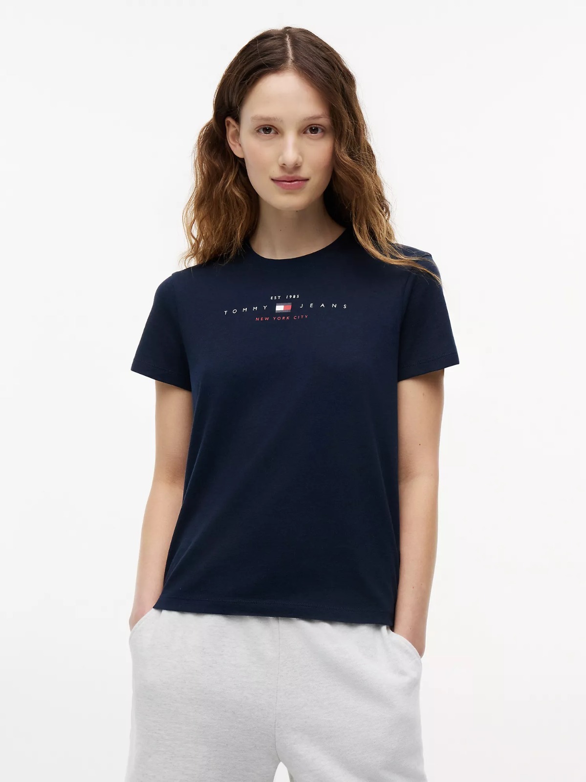 【直播】Tommy Hilfiger K0707170 女士 Tommy Jeans Logo 輕薄 T 卹