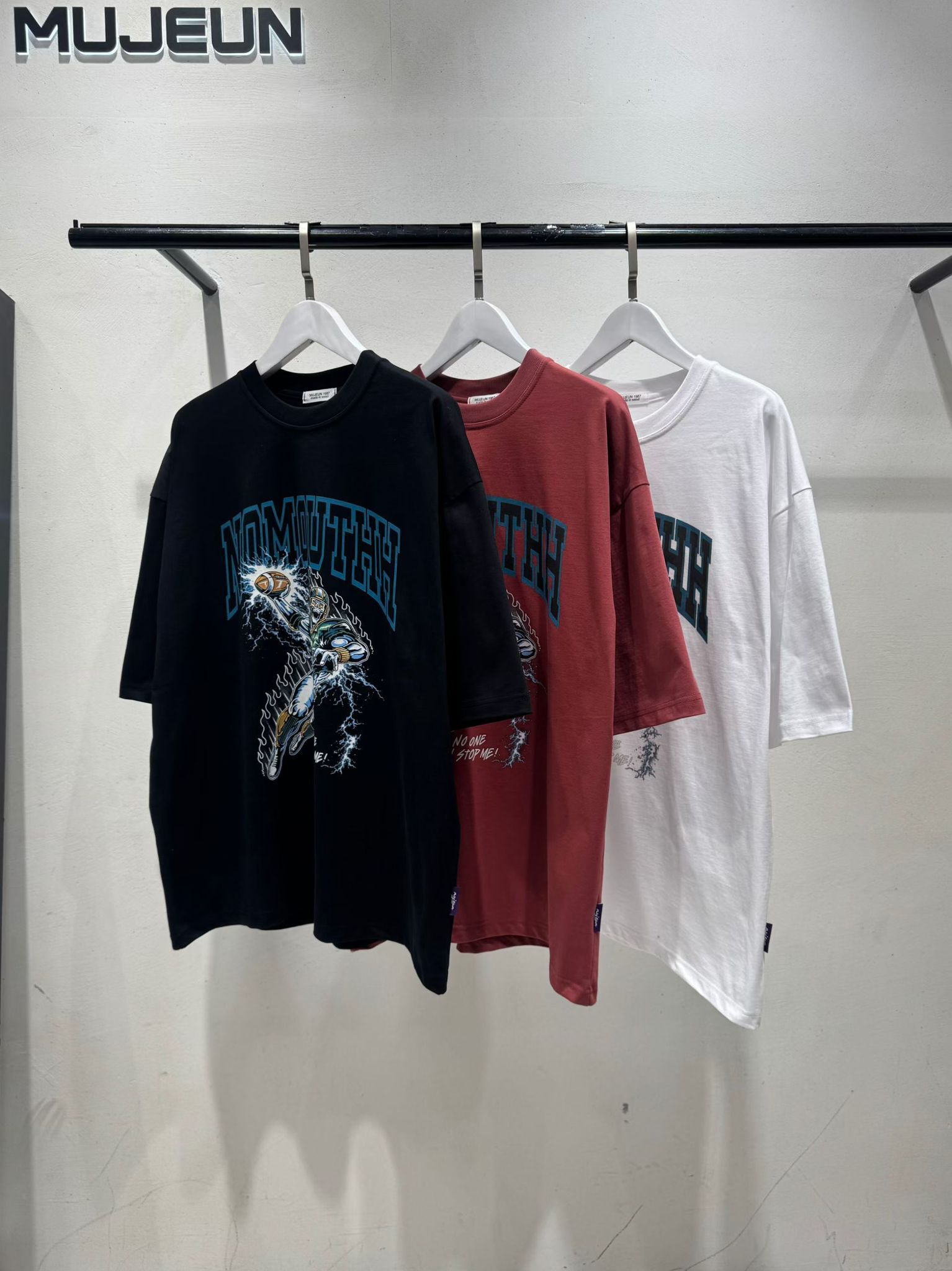 英文字圖案短袖Tee MUJEUN-012T