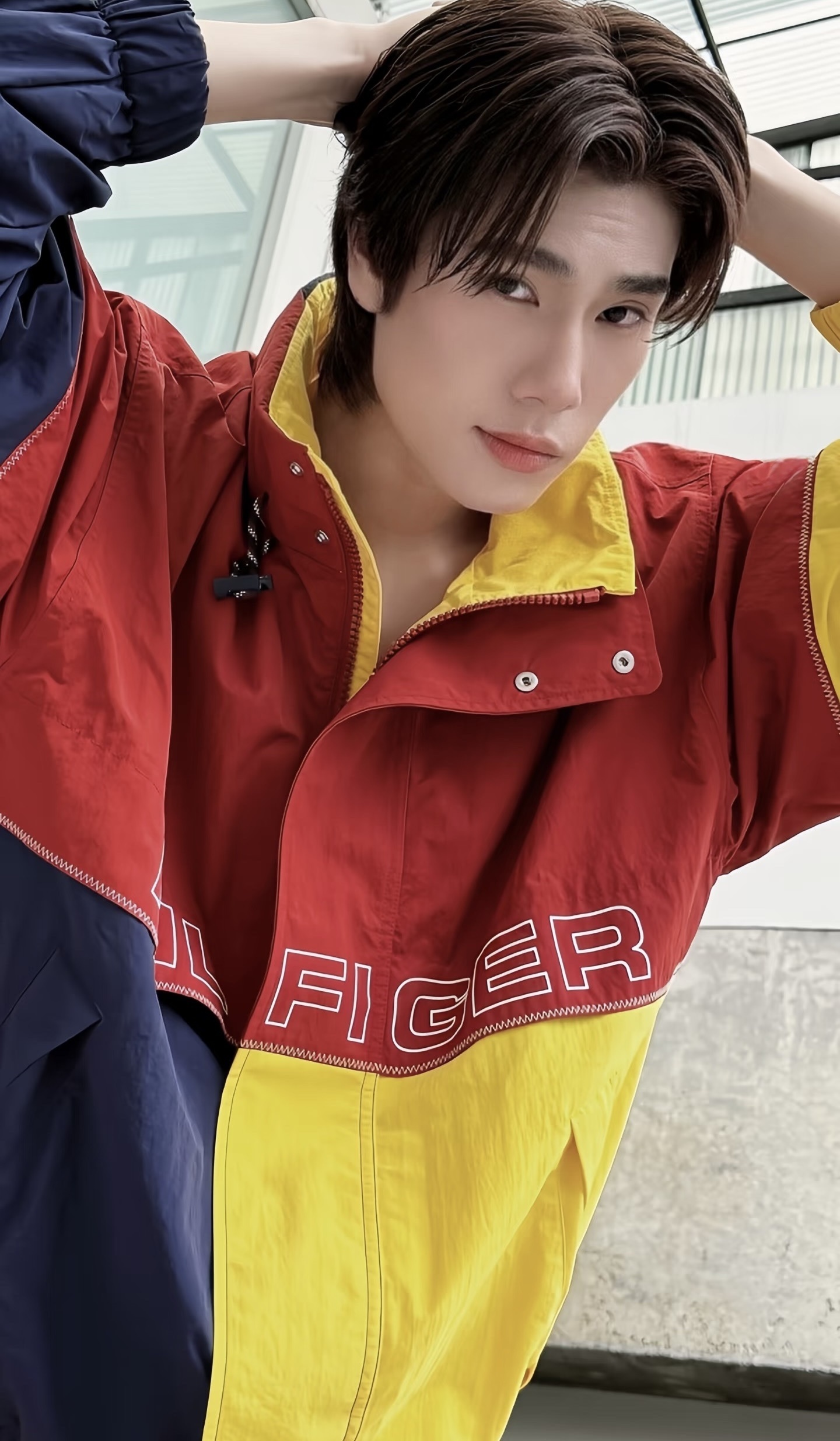 【直播】Tommy Hilfiger K0707185 男裝風衣 （紅藍黃拼色）