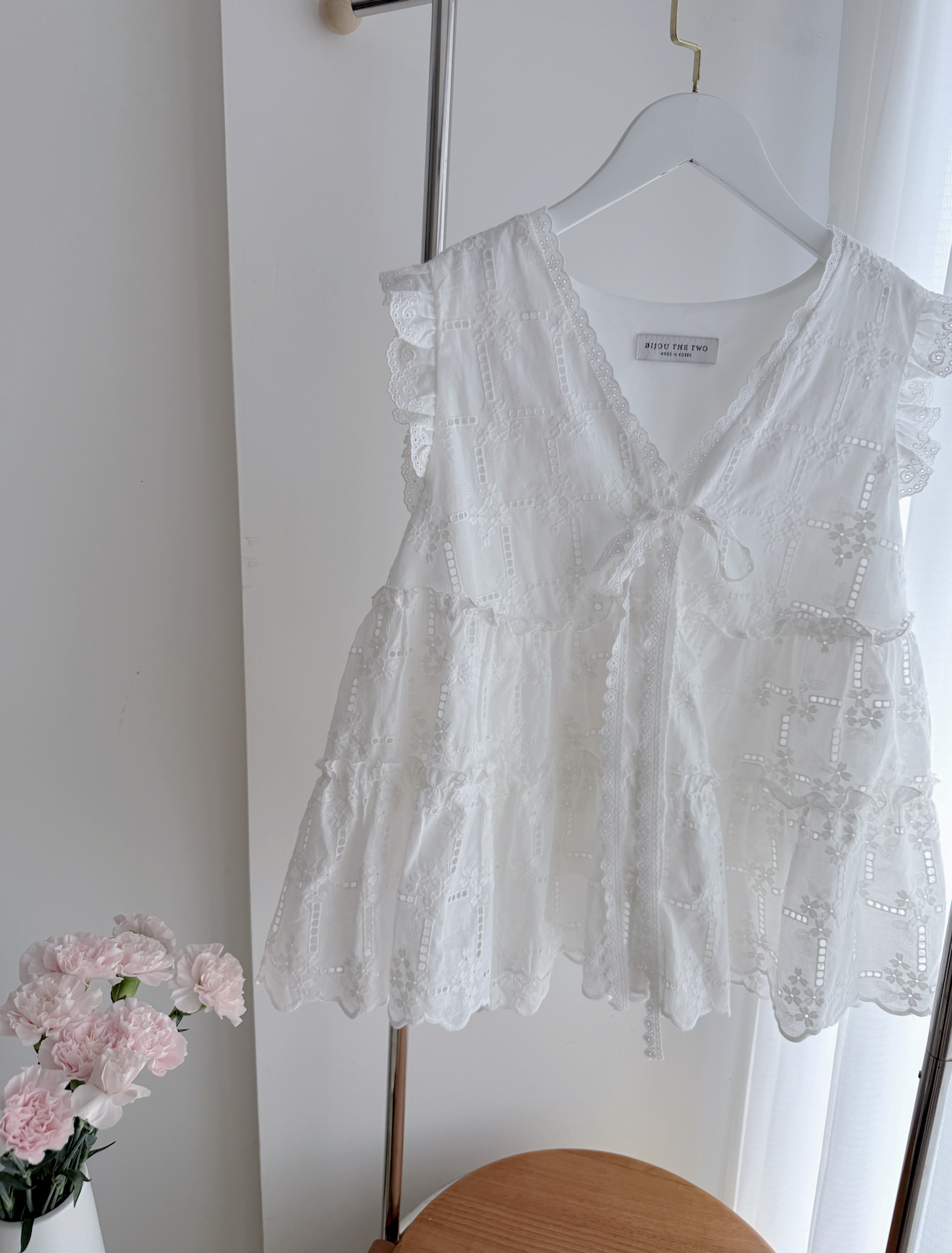 *BJ2 MADE SERIES* THE BREEZY BIANCO EMBROIDER BLOUSE 070726