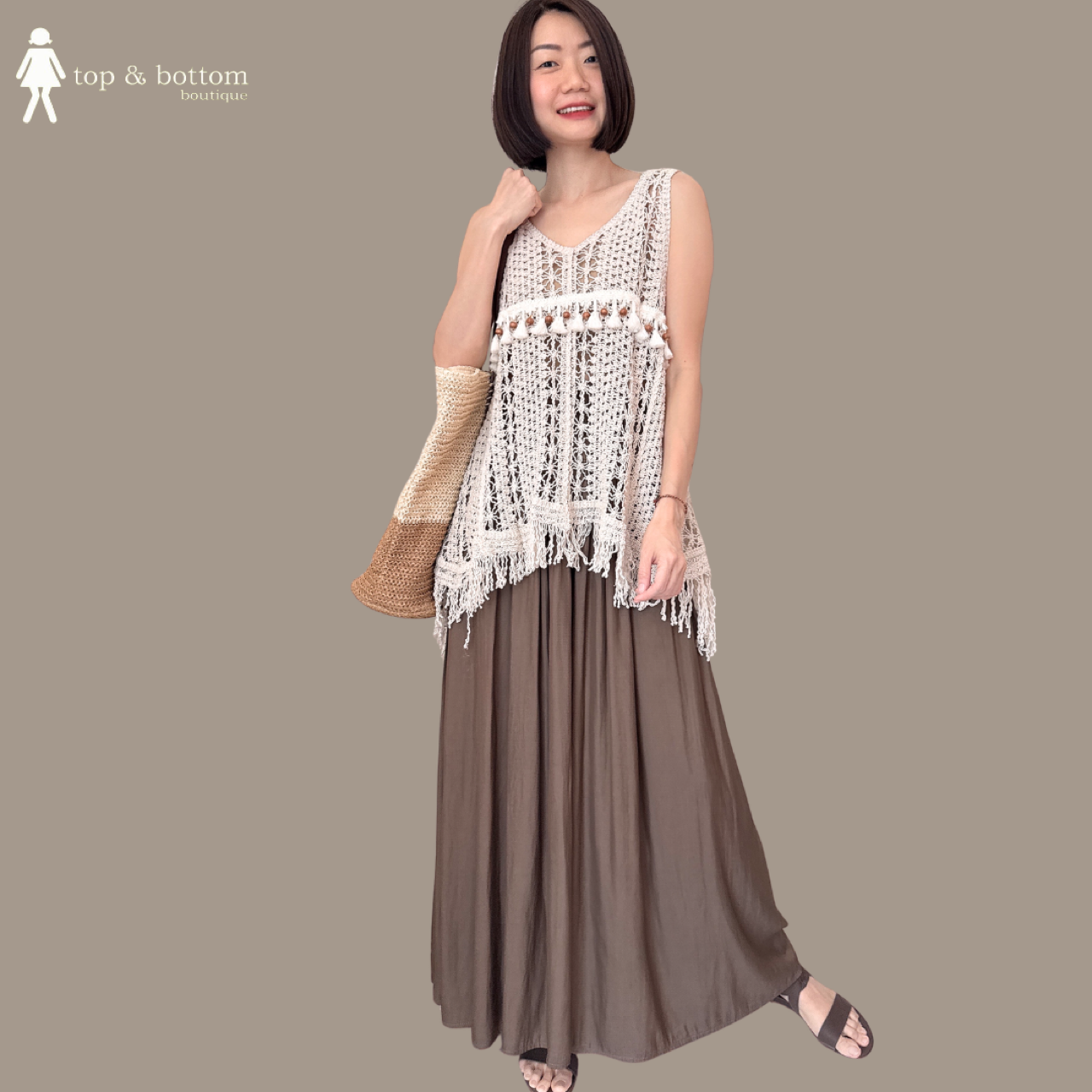 SLEEVELESS V NECK CROCHET BLOUSE