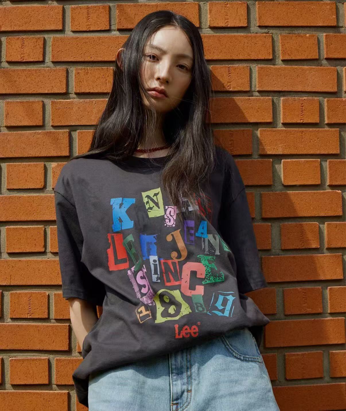 韓國代購 Lee 彩字TOP（男女同款）LE2602ST12