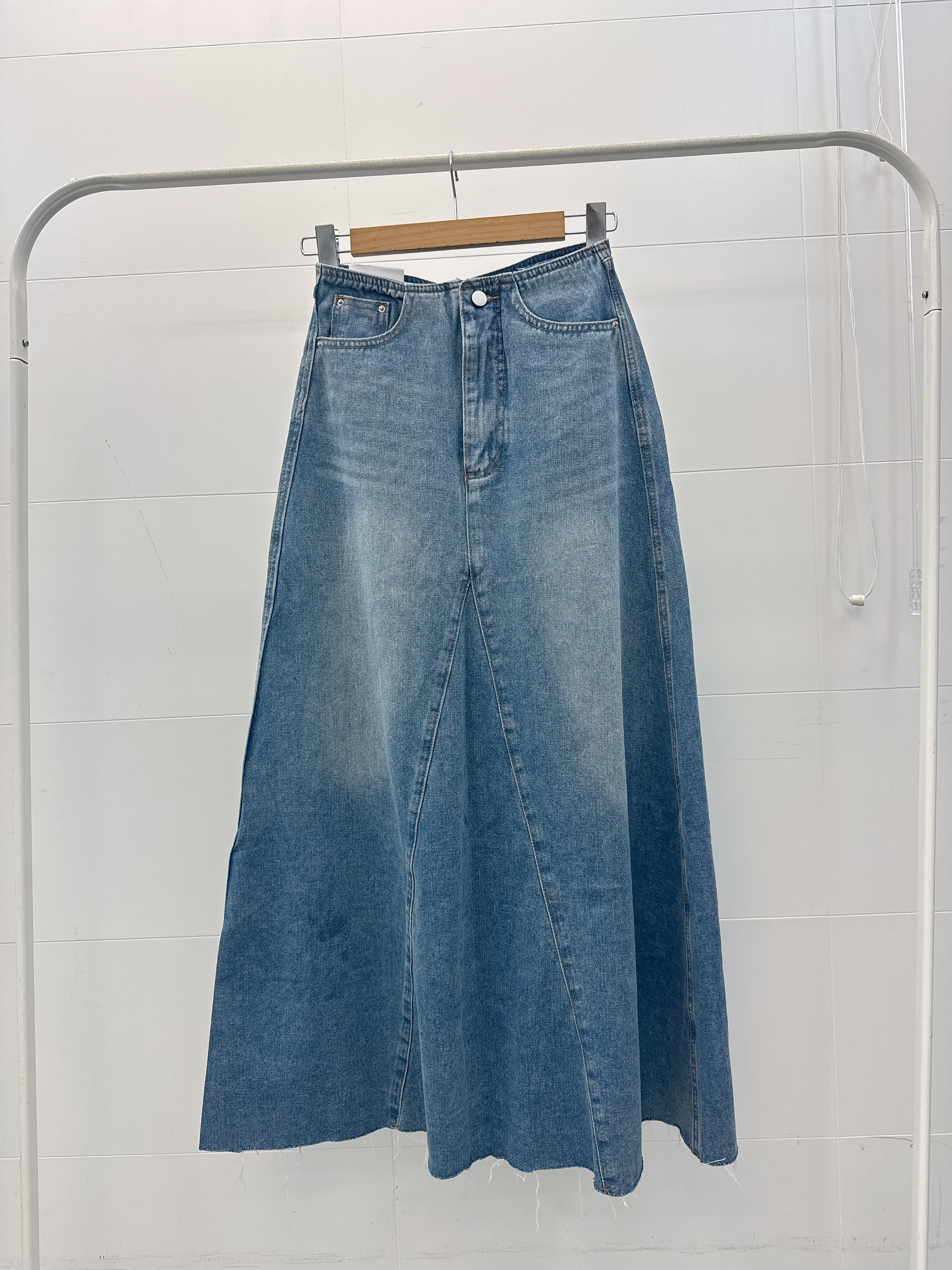A47