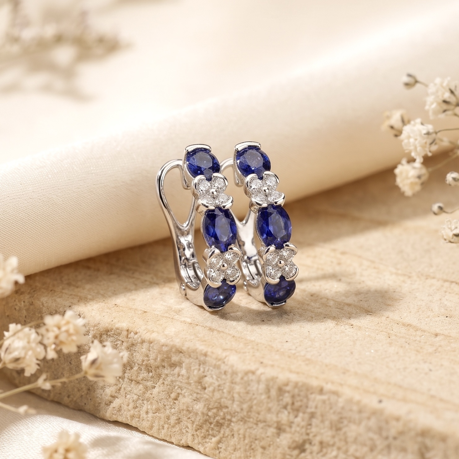 18K Gold Cornflower Blue Sapphire Earrings with Diamonds setting - Oval cut