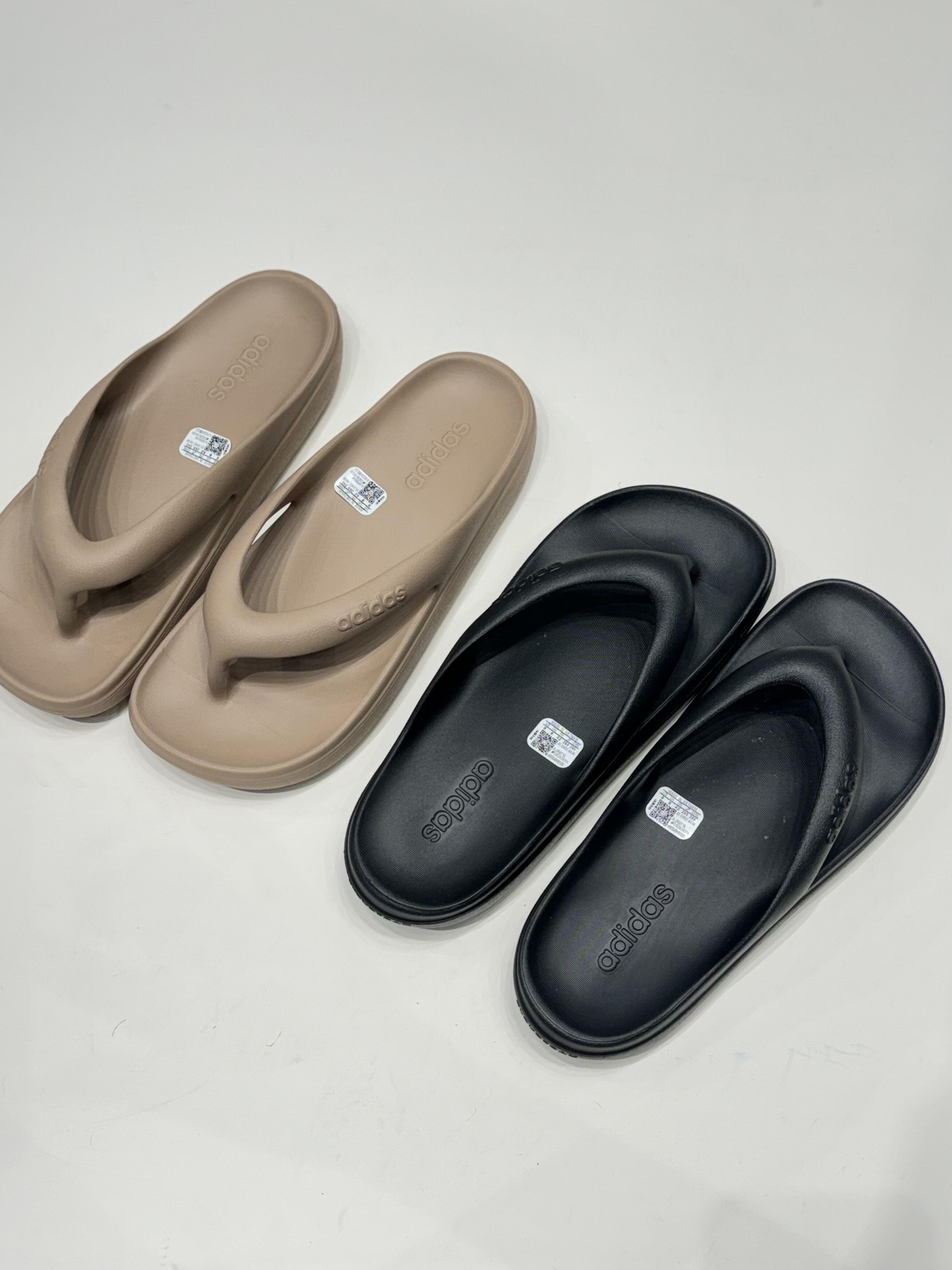 代購-Adidas Adilette Lumia 人字拖鞋 男女同款 JR9715黑 HP6945米白 HP6944卡其