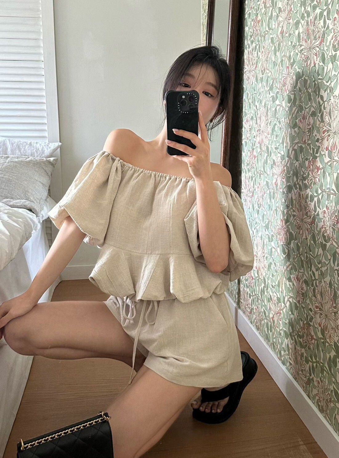 #AJ33小公主澎袖露肩SET(黑/杏)