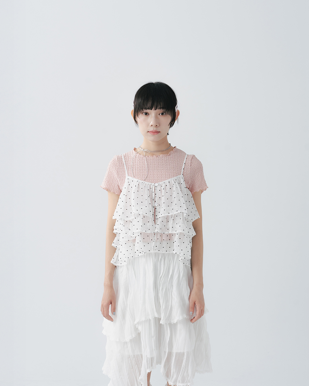 All-over flocked heart multi-layered ruffle vest - white【01099818】in stock+pre-order
