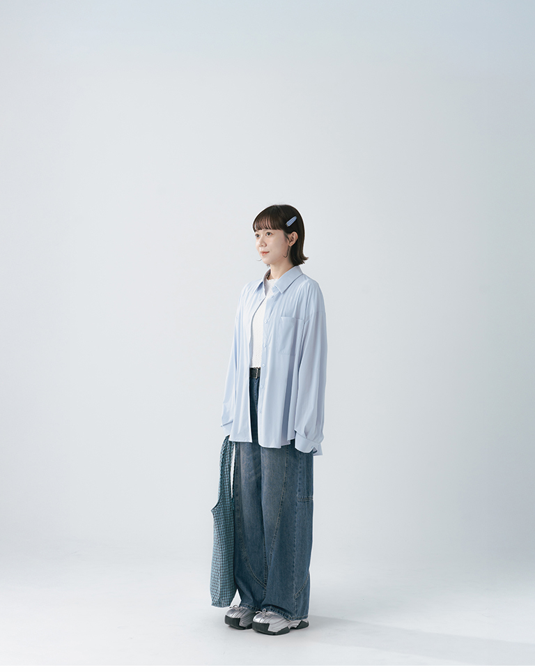 Simple plain long-sleeved shirt with a cool, sun-protective feel - blue【01025782】in stock+pre-order