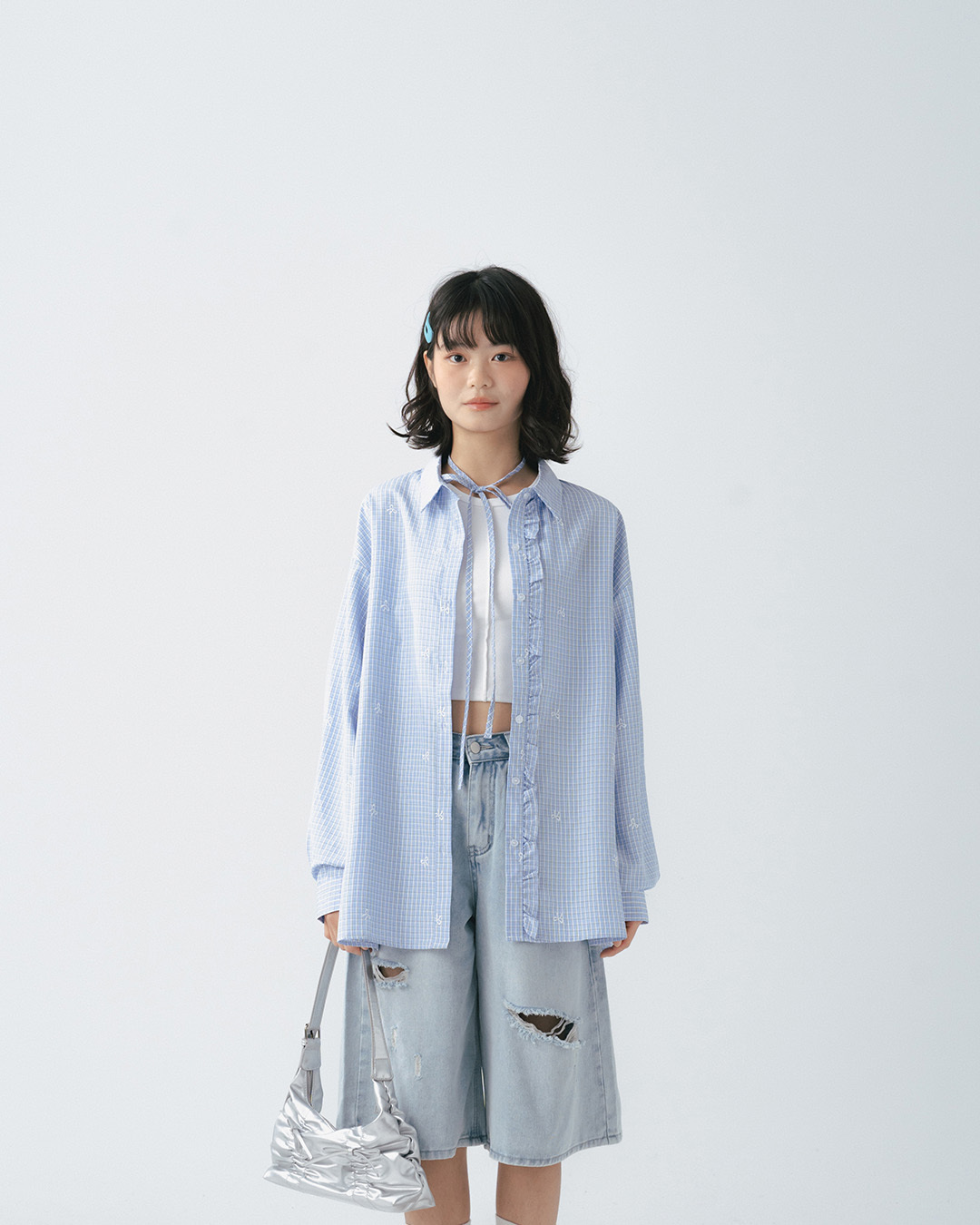 Plaid embroidered bow shirt with tie-up ruffles, available in two colors.【01025843】in stock+pre-order