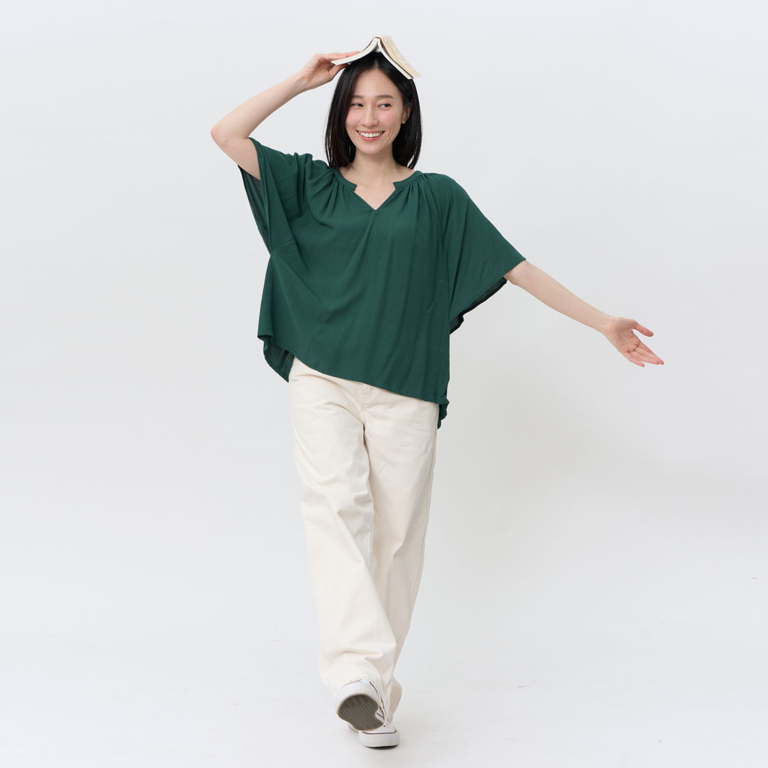 Selina Small V‑Neck Drop‑Shoulder Handkerchief Sleeve Top / Green