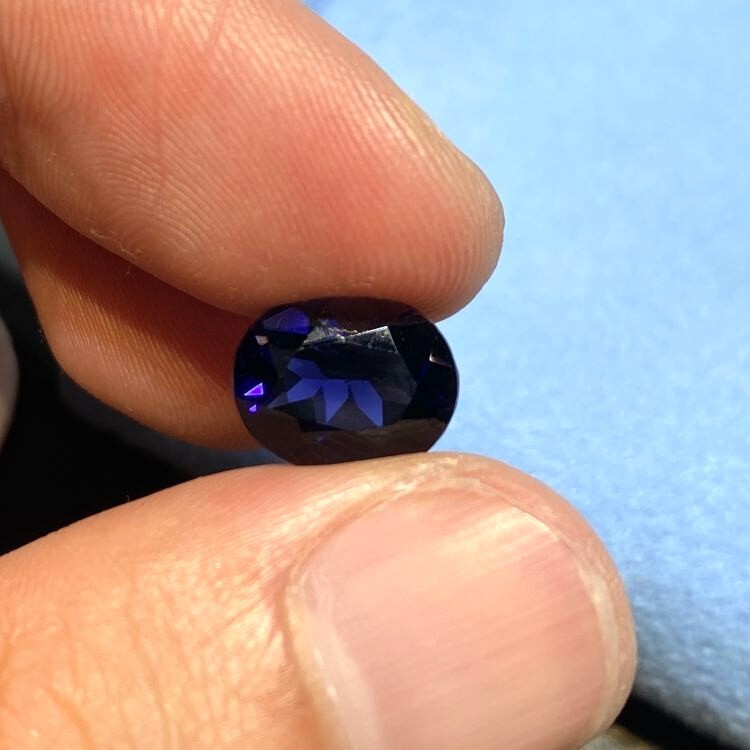 【訂製】客製尺寸堇青石 (8×8×4mm)