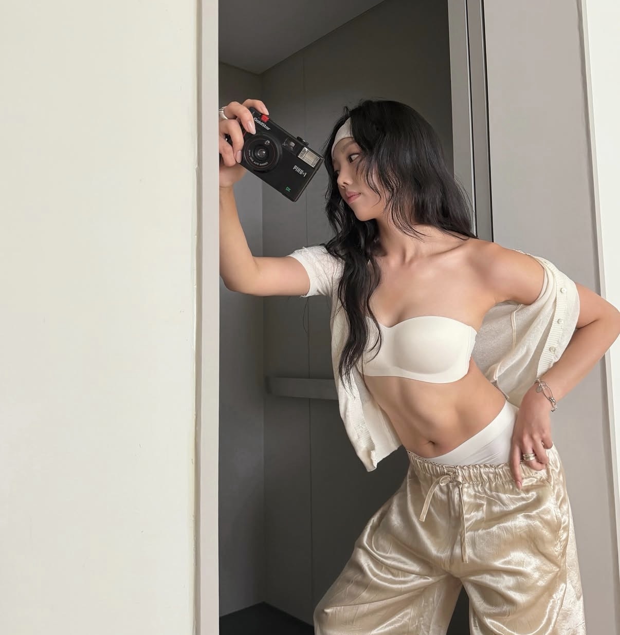 <韓漫身材😍‼> 韓國品牌 Verish Cool-Fit BRA OFF SHOULDER 2.0  親膚透氣平口內衣 三色