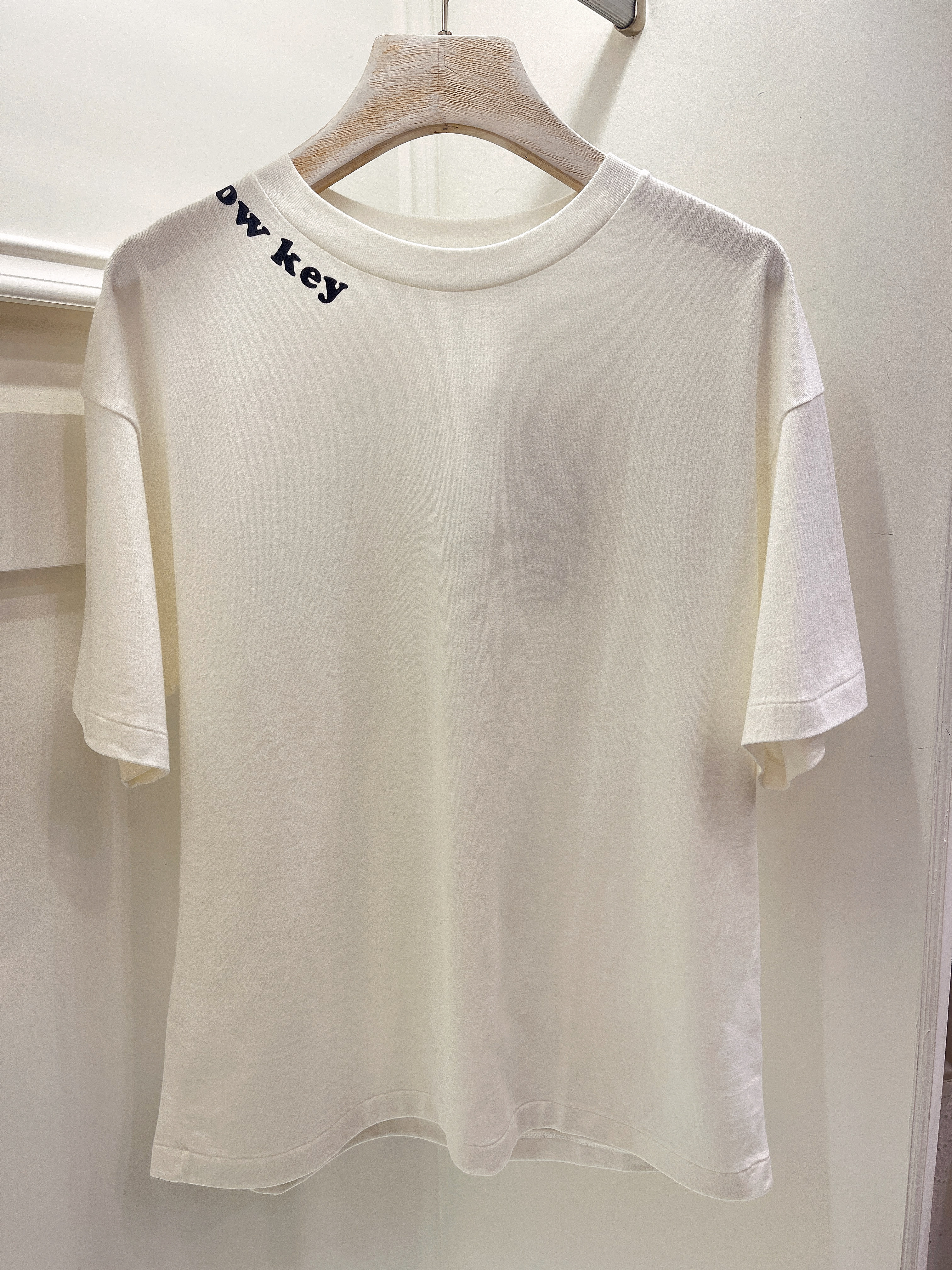 Low key棉T-shirt