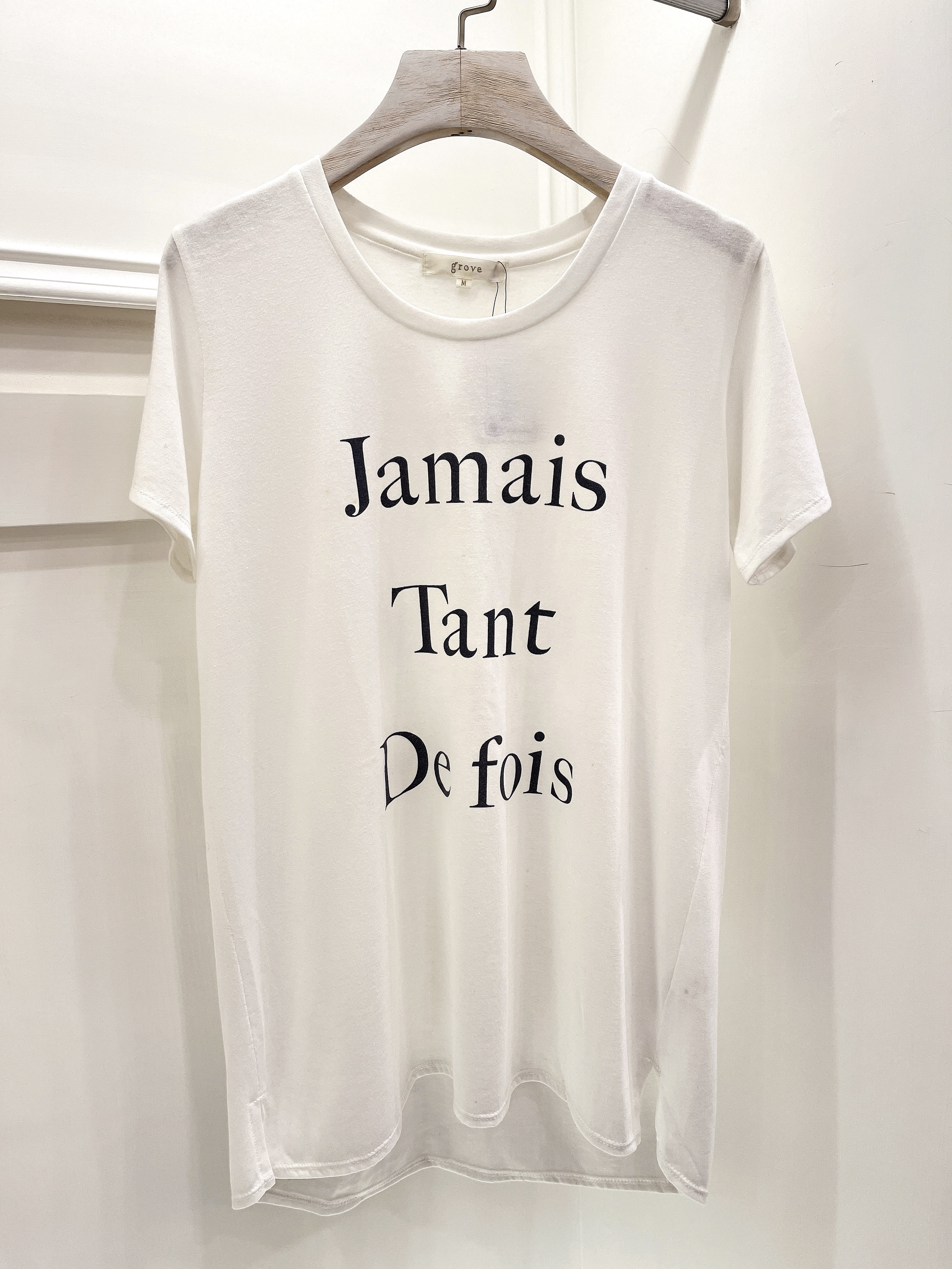 黑字母長版棉T-shirt