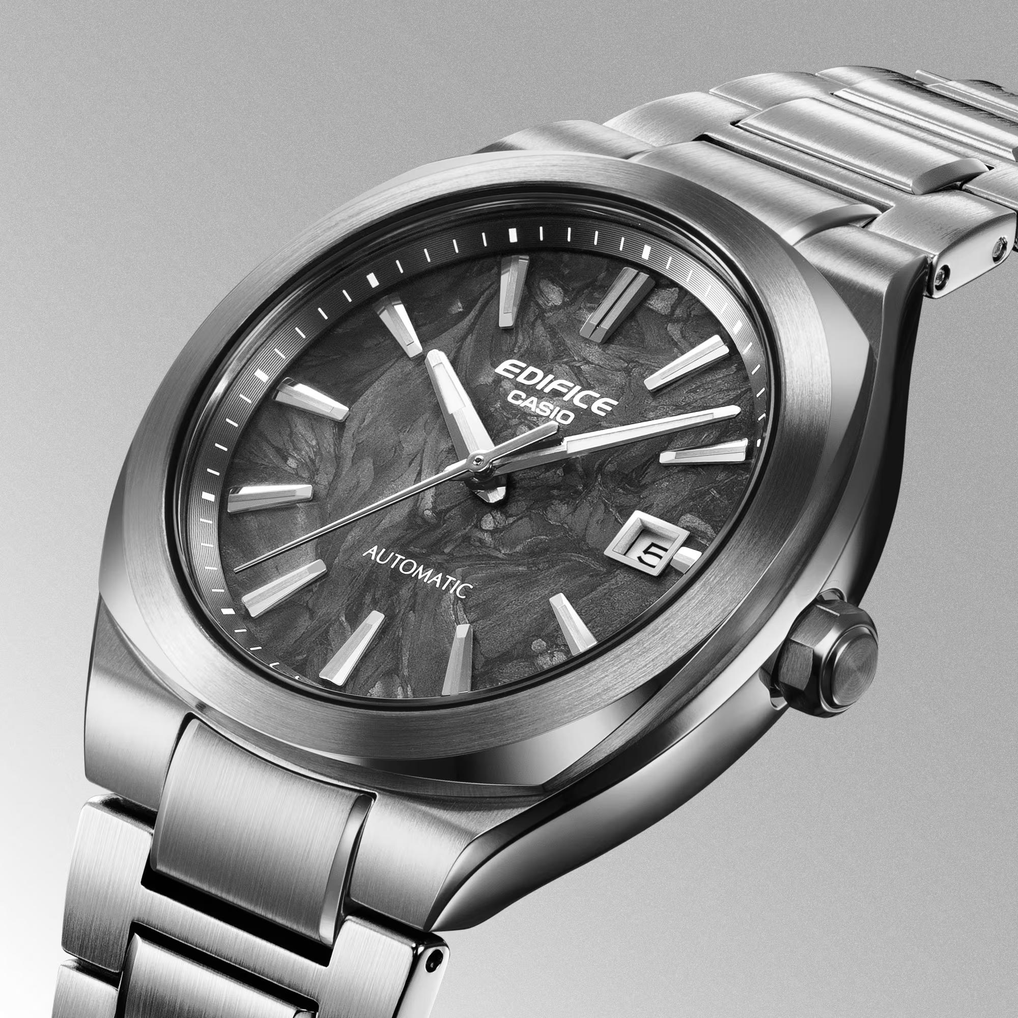 萬年鐘錶 - CASIO EDIFICE 系列 賽車系列鍛造碳面盤大三針機械男錶 EFK-200CD-1A 錶徑 : 38.8MM