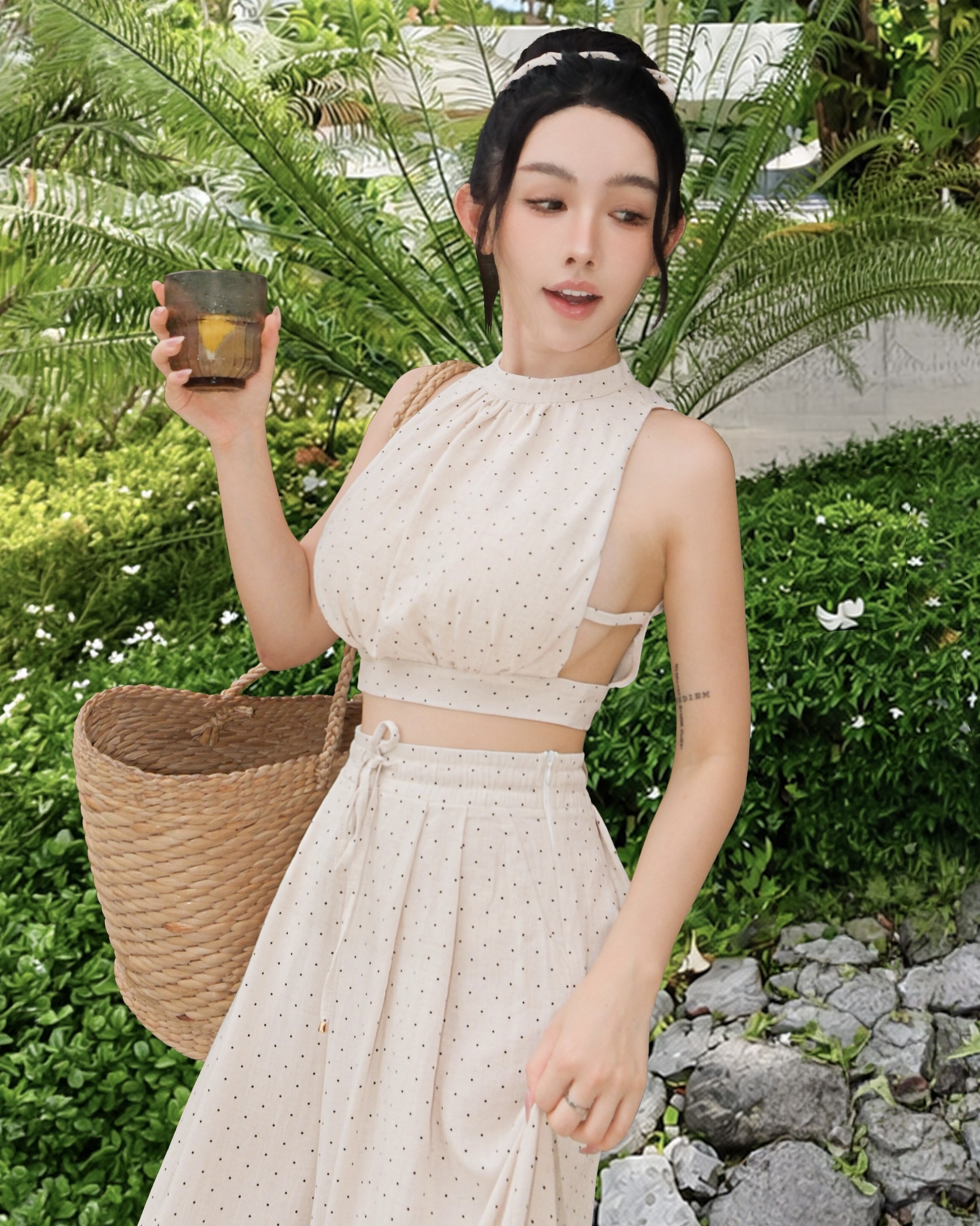 訂製-亞麻波點立領側露美背上衣