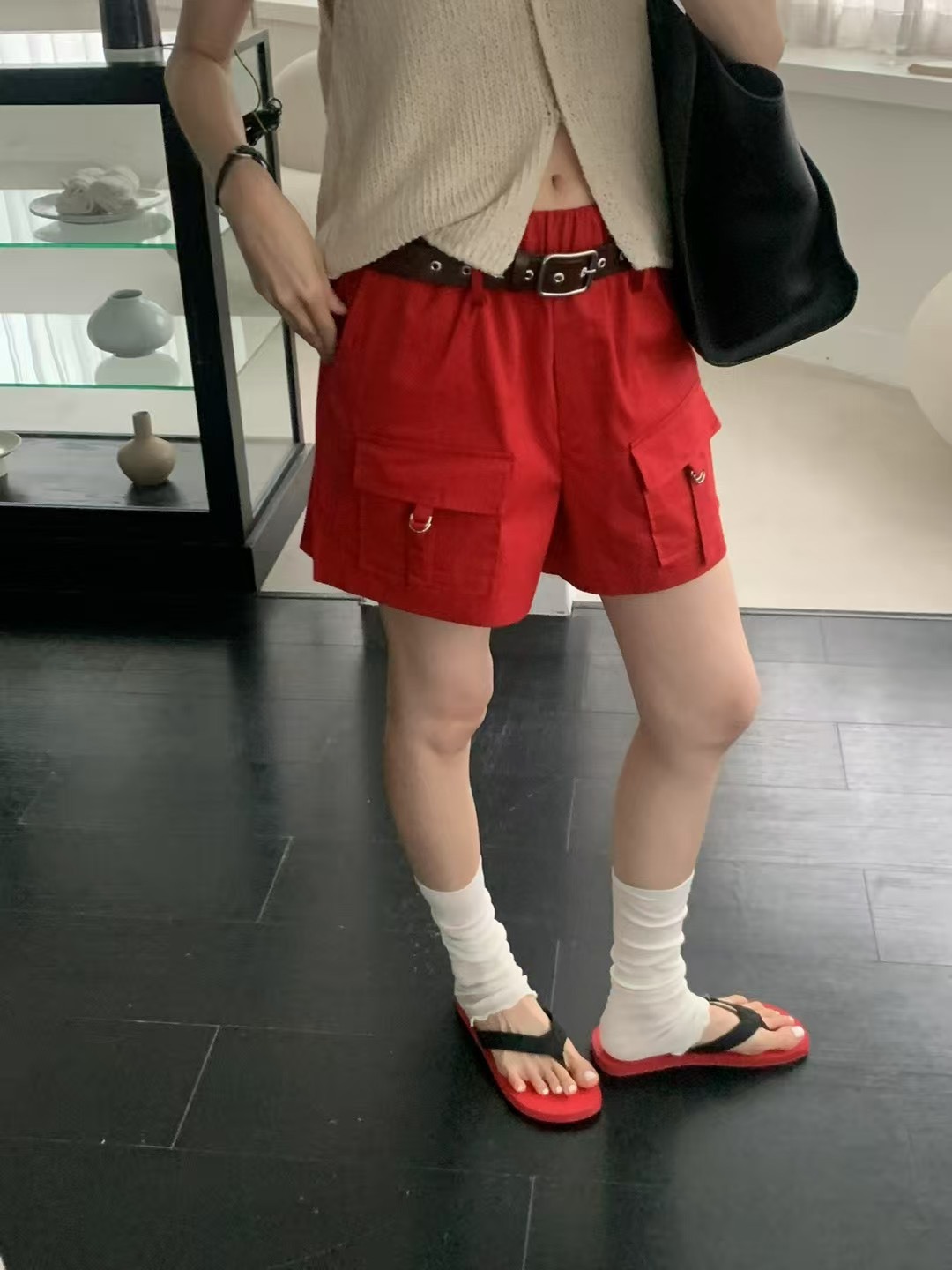 鬆緊腰口袋短褲