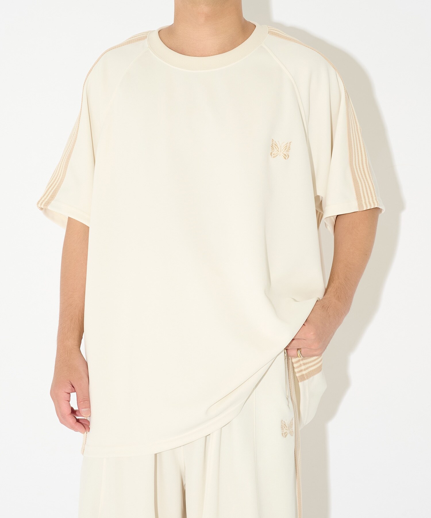 【STUDIOUS x NEEDLES 】別注 Track S/S Crew Neck Shirt - COOL  ( 涼感材質 )