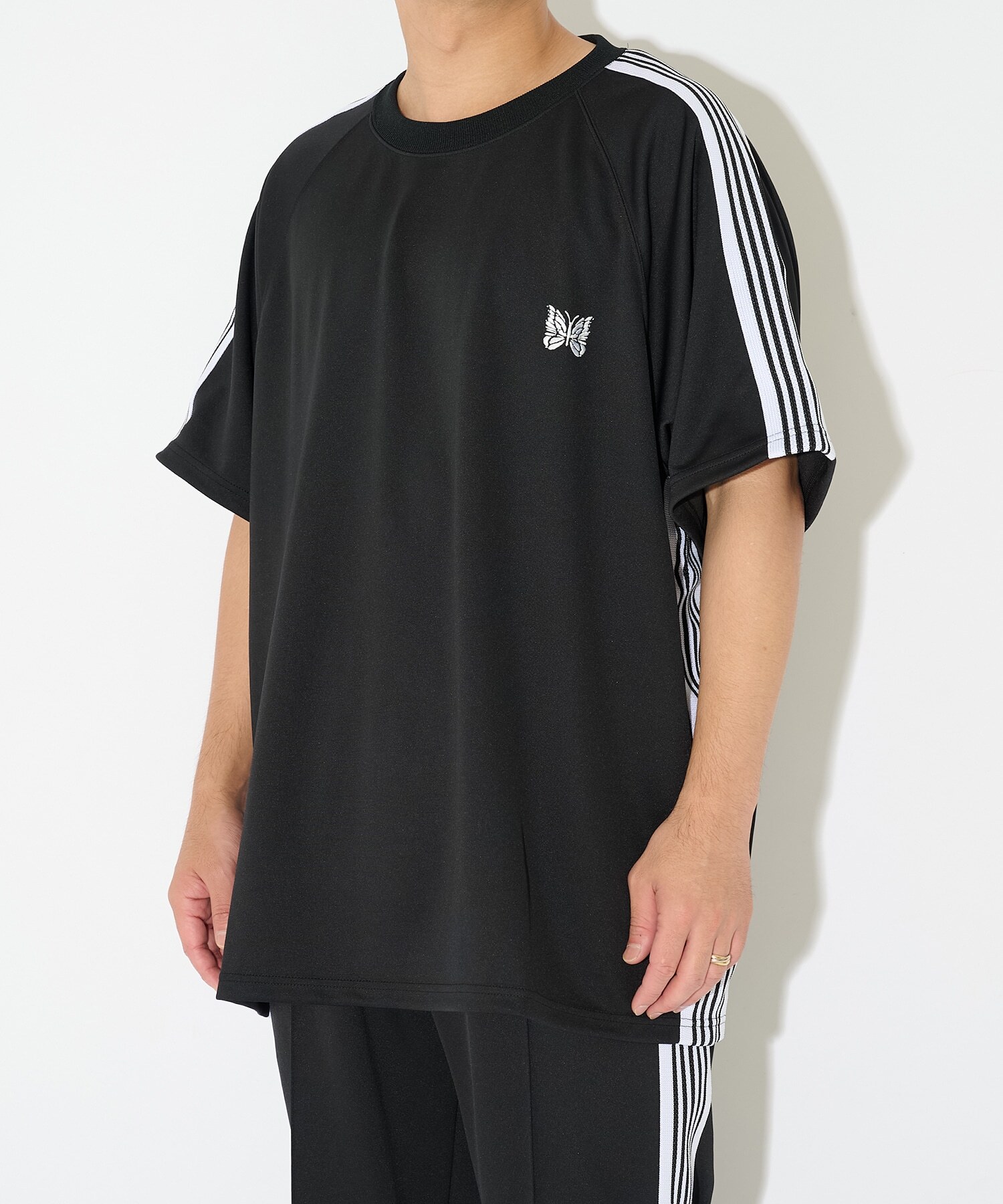 【STUDIOUS x NEEDLES 】別注 Track S/S Crew Neck Shirt - COOL  ( 涼感材質 )