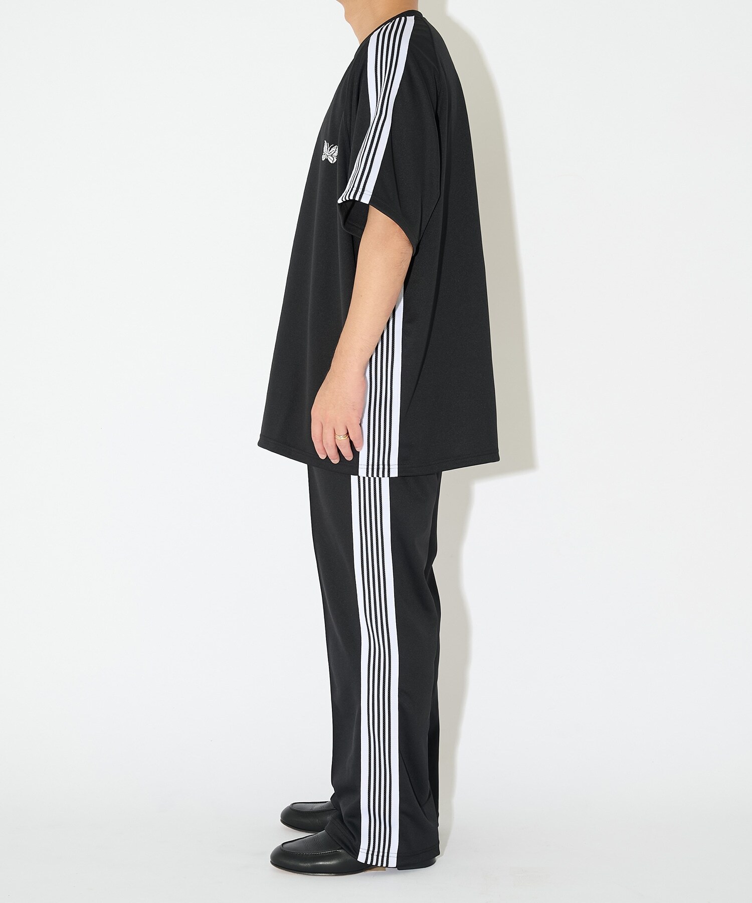 【STUDIOUS x NEEDLES 】別注 Track S/S Crew Neck Shirt - COOL  ( 涼感材質 )