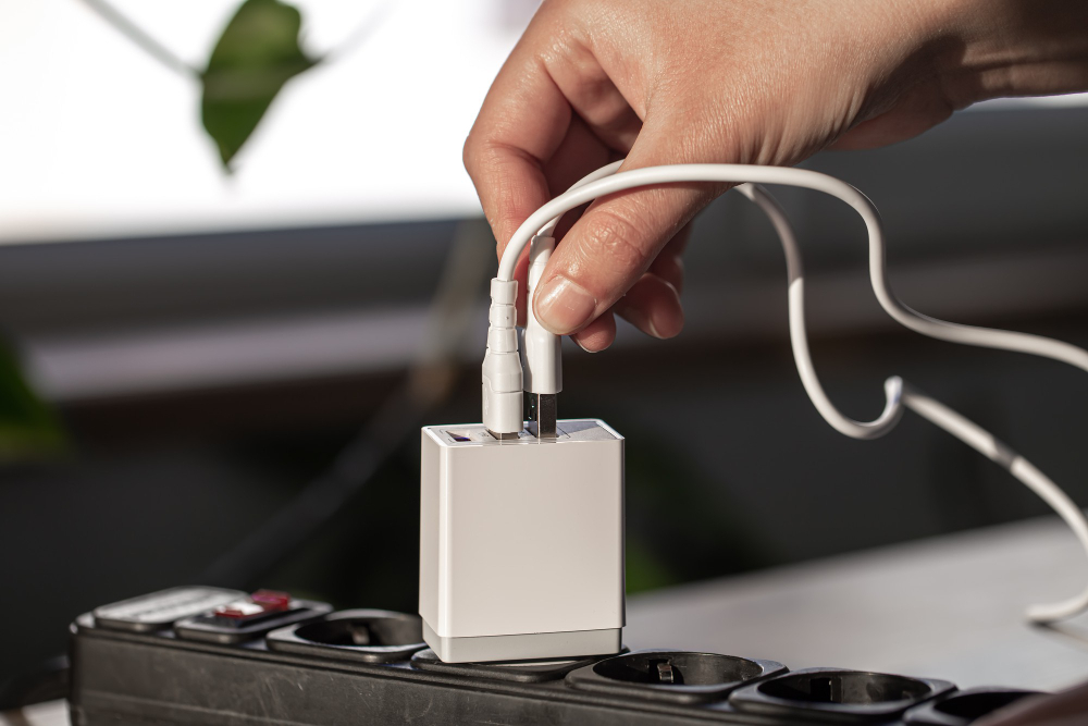 氮化鎵是什麼?GaN充電器優缺點、選購重點和常見問題完整解析