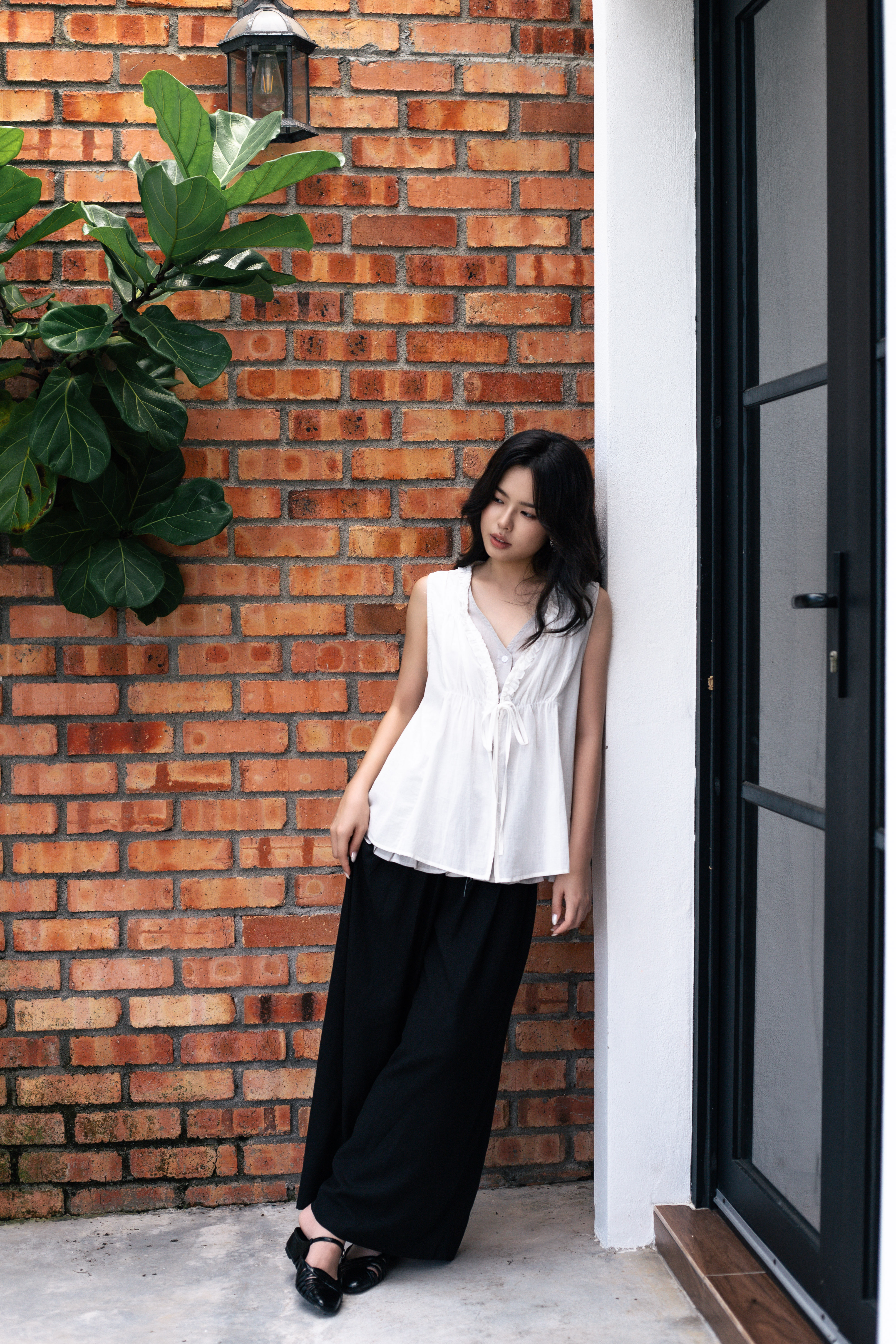 Caro Contrast Ruffle Top White-2818BVWHI