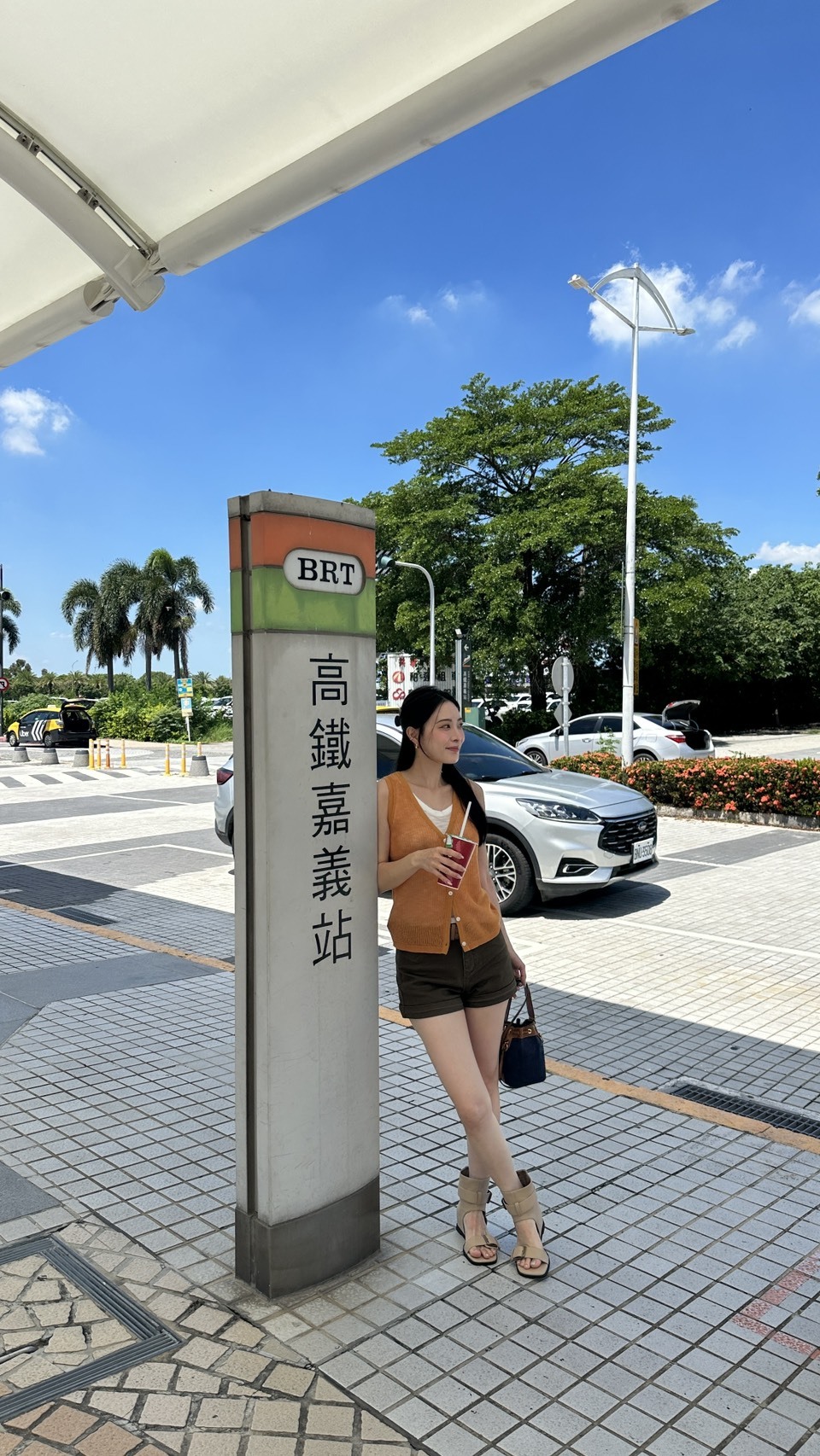 A3496-假兩件V領排釦背心