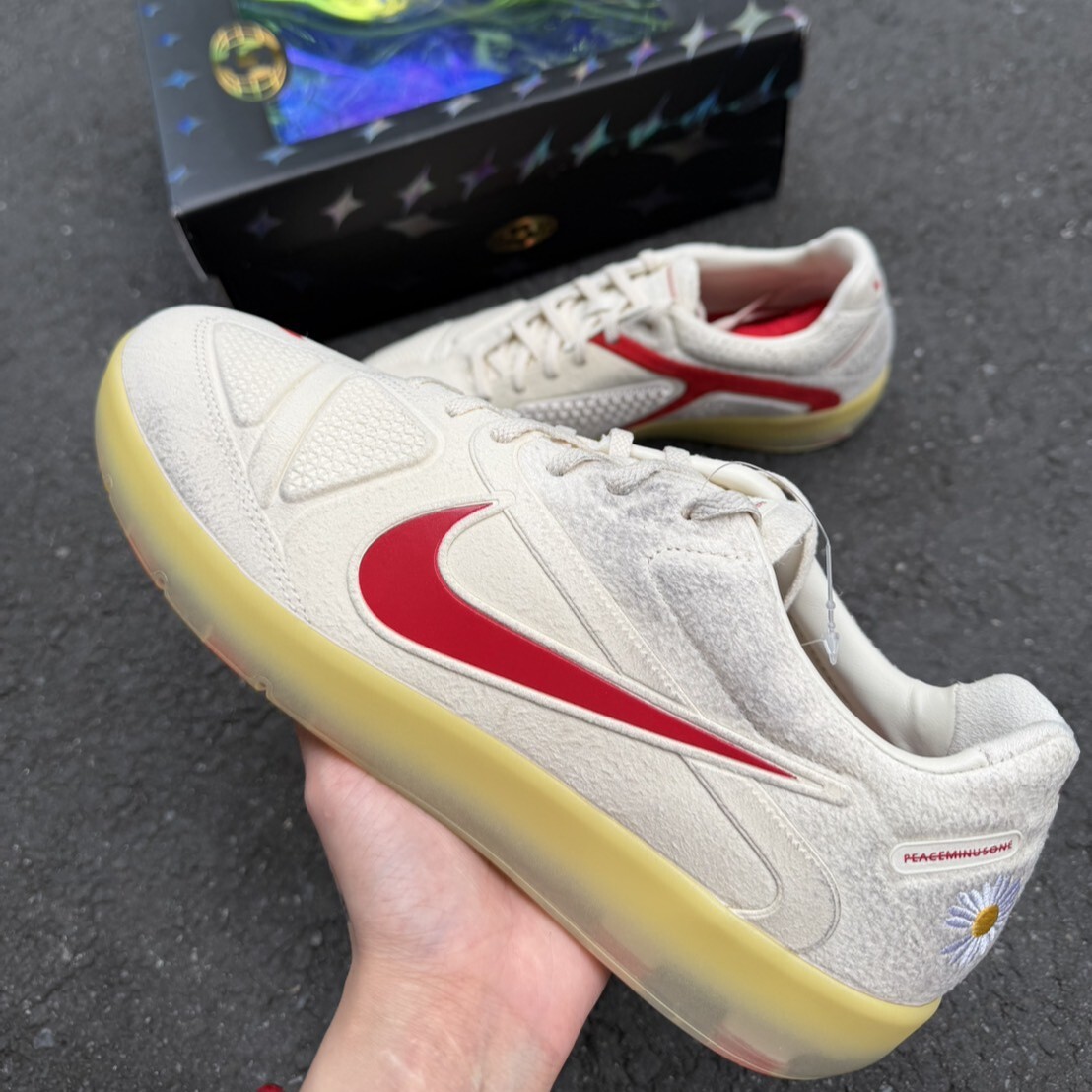 『代購商品』NIKE PEACEMINUSONE X Cryoshot CTR 360 GD聯名 權志龍 雛菊 世足限定 足球鞋 HQ1460-100