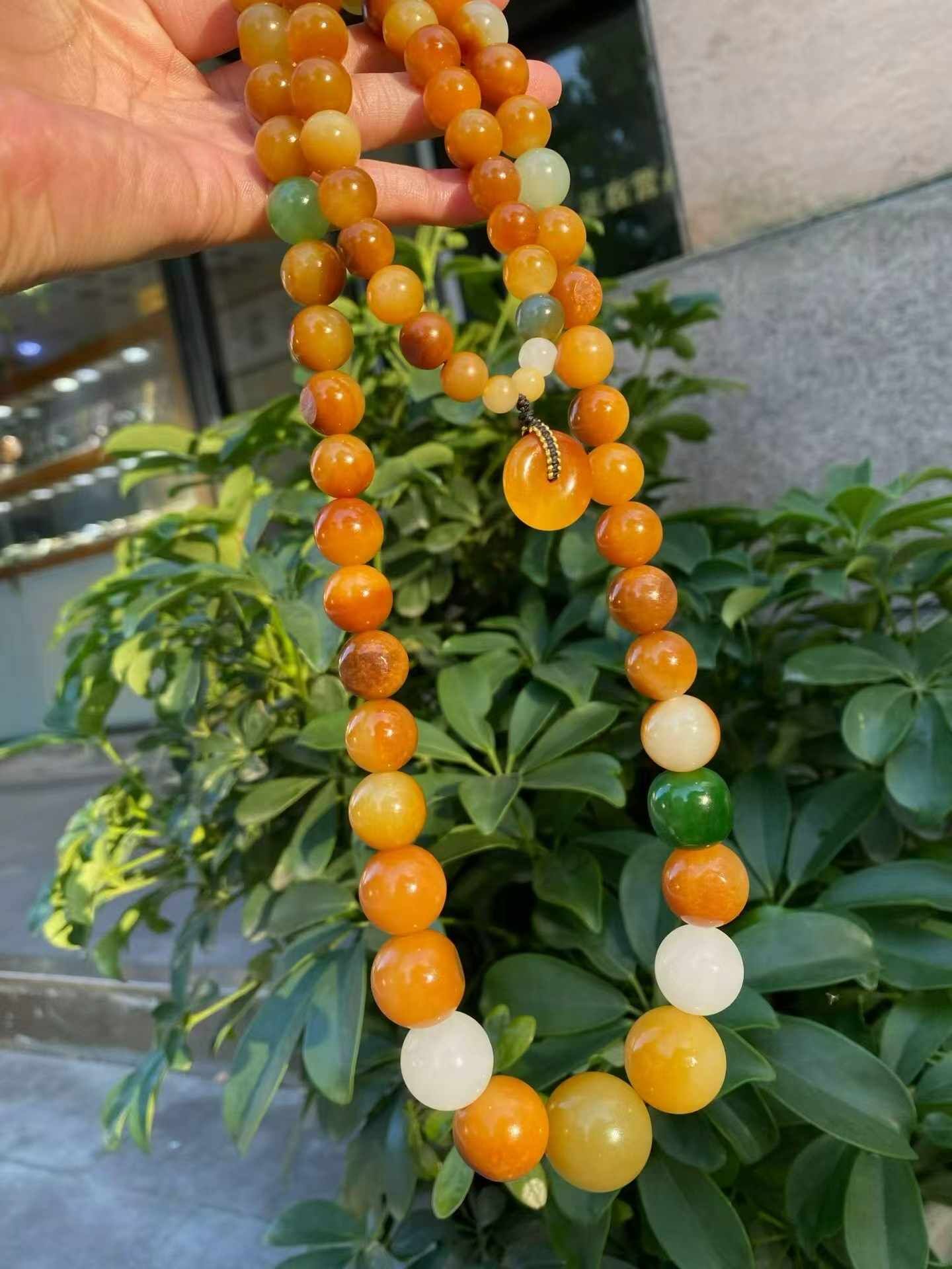 627713 和田玉籽料黃沁項鏈 (6.5-22mm直徑)