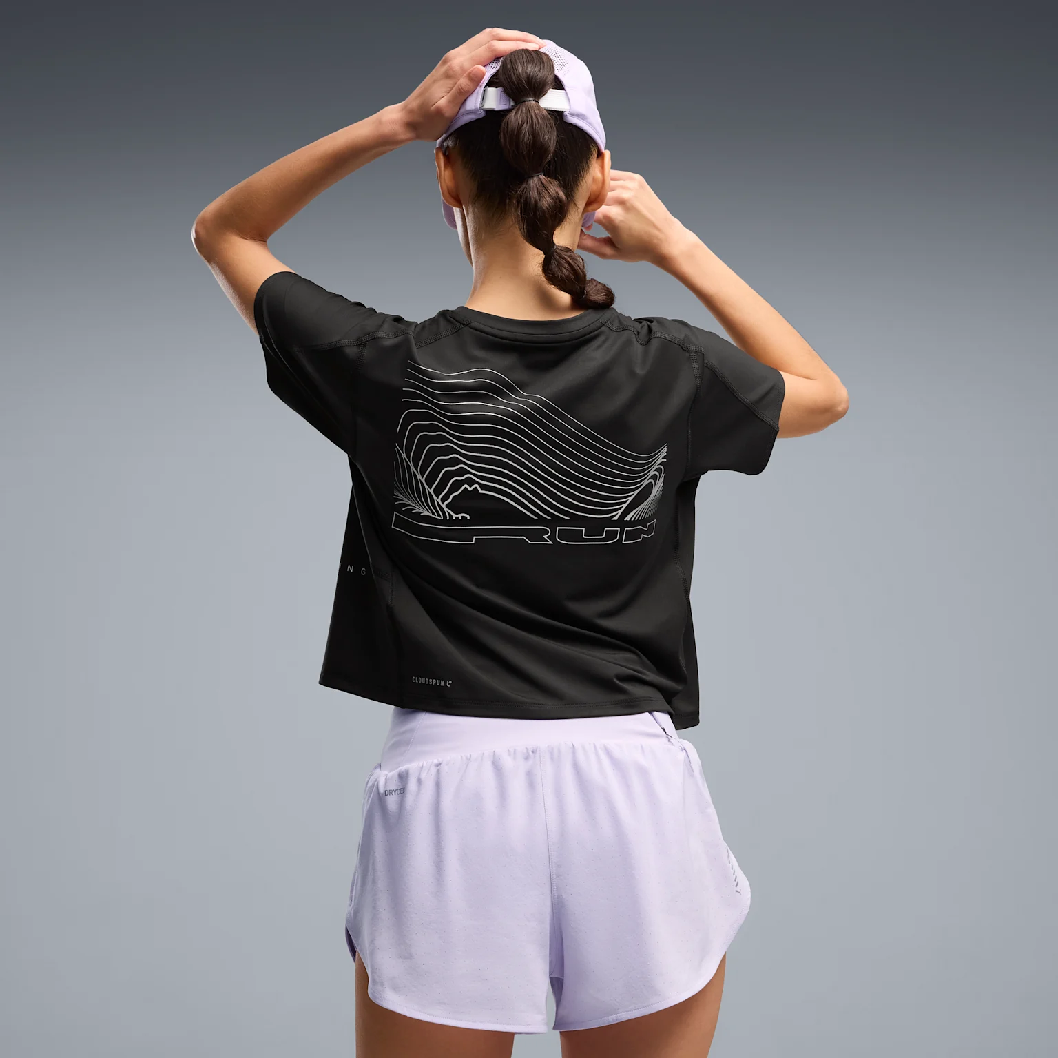 PUMA 短T BS CLOUDSPUN 慢跑系列 黑色 運動短袖 女 52898801