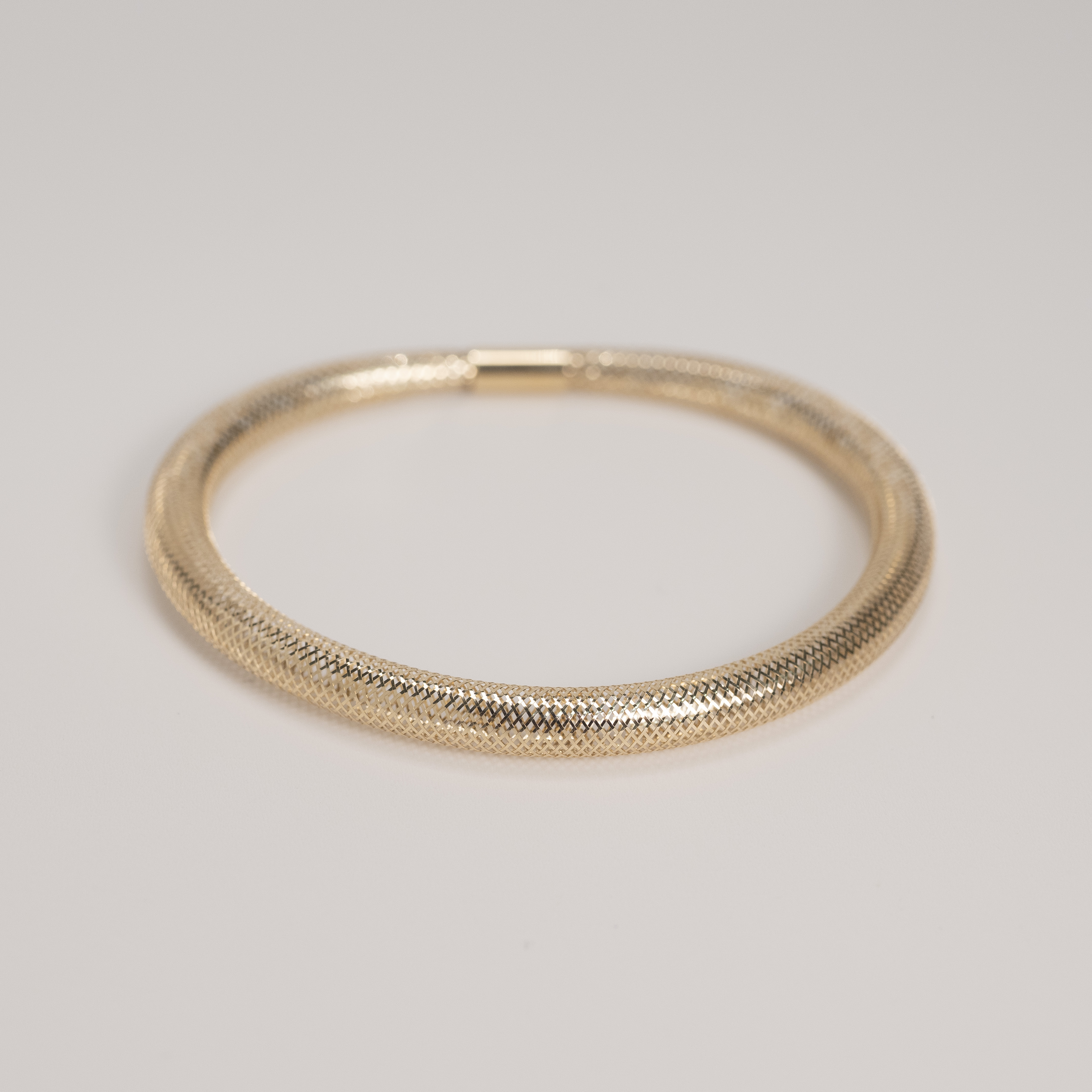 18K Italy Il Traforo Elastic Bangle