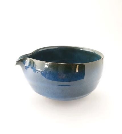 日本製 片口抹茶碗 藍色