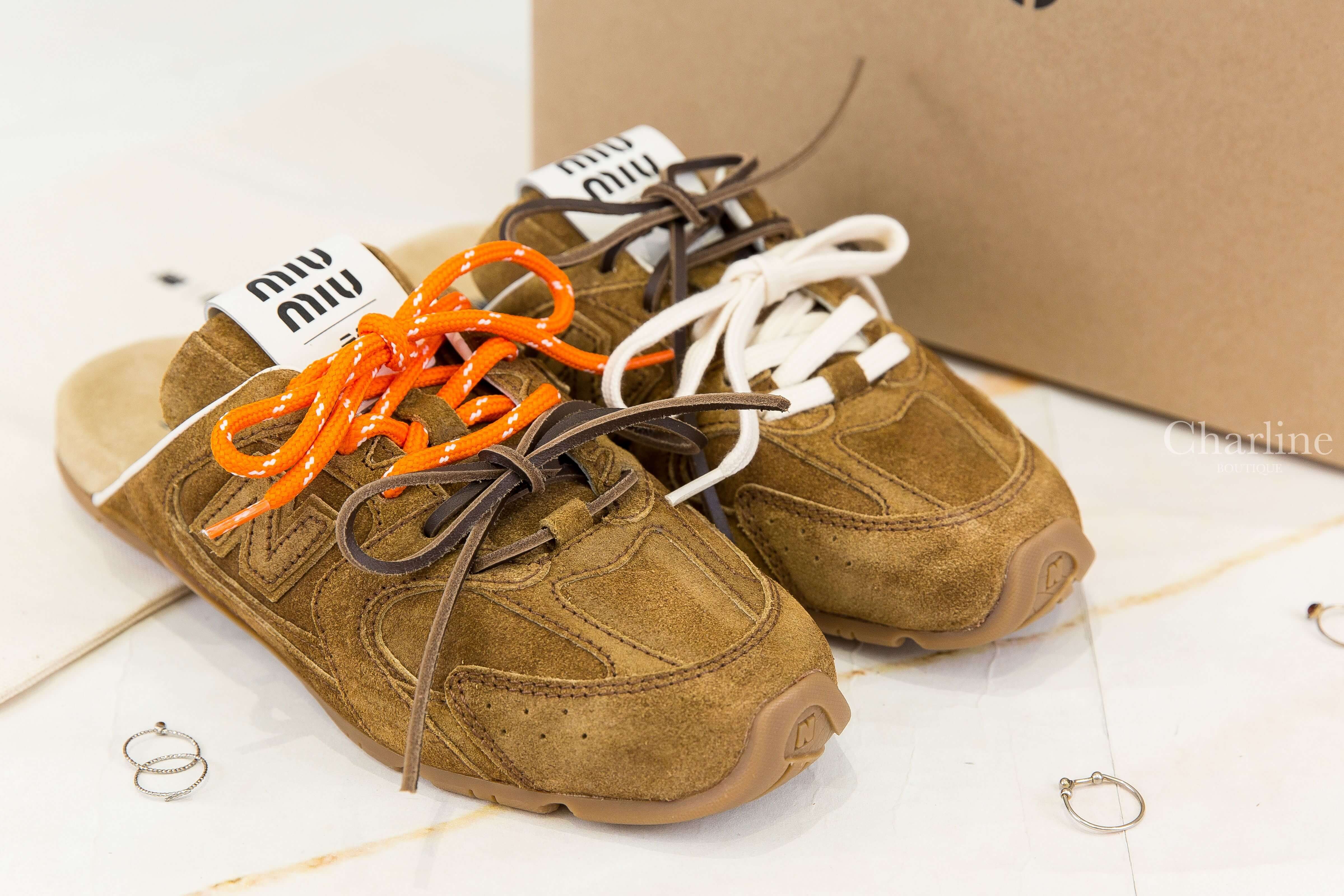Miu Miu New Balance X Miu Miu 530 Sl Faded Suede Mules 肉桂色聯名款麂皮咖啡色橘色白色鞋帶穆勒鞋