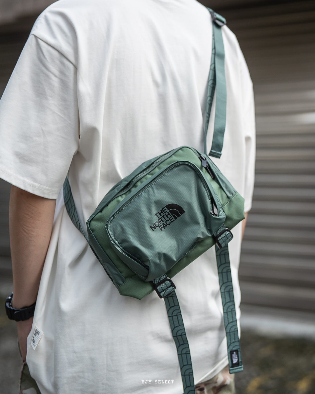#預購 THE NORTH FACE 北臉 大容量 單肩包 側背包 NF0A8AMV7J4 灰色 NF0A8AMVS96 紫色 NF0A8AMVHCH 綠色