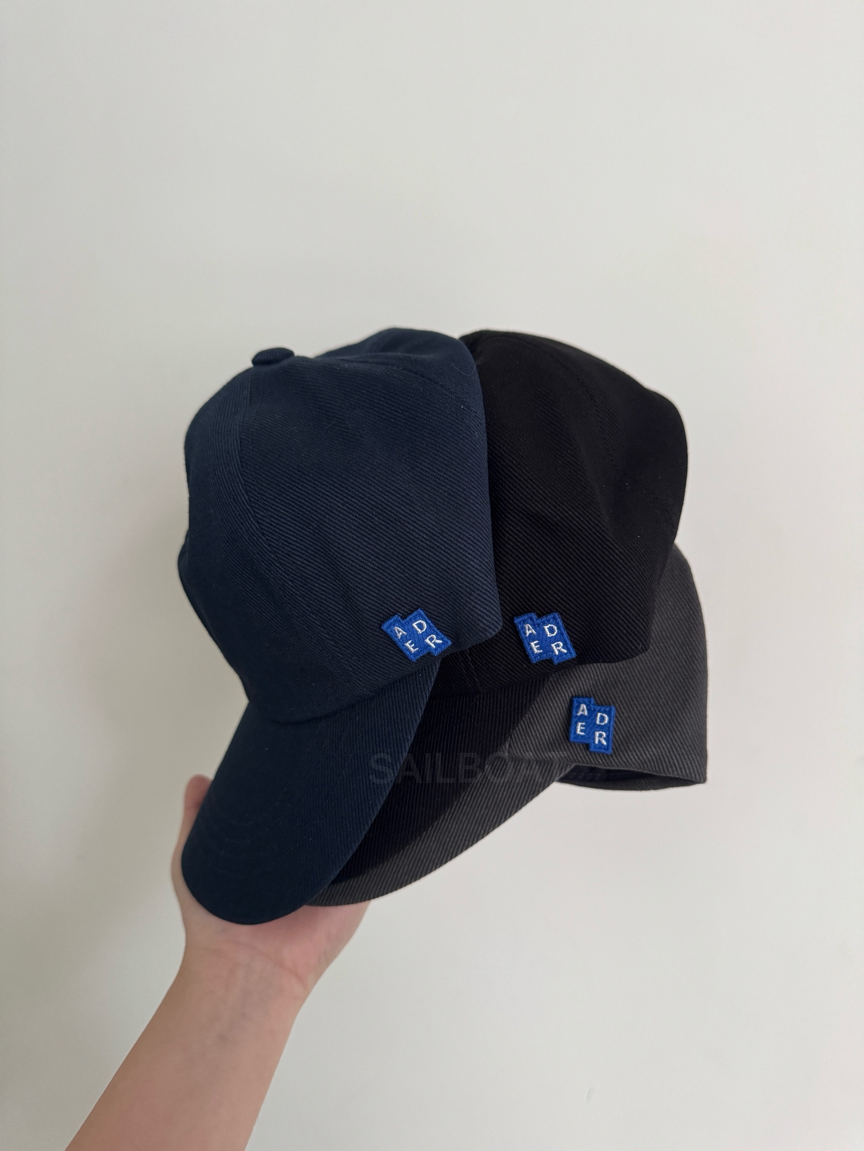#部分現貨 🇰🇷韓國 ADER ERROR SIG; BL TAG CAP 03 側邊小標短帽簷 老帽 帽子