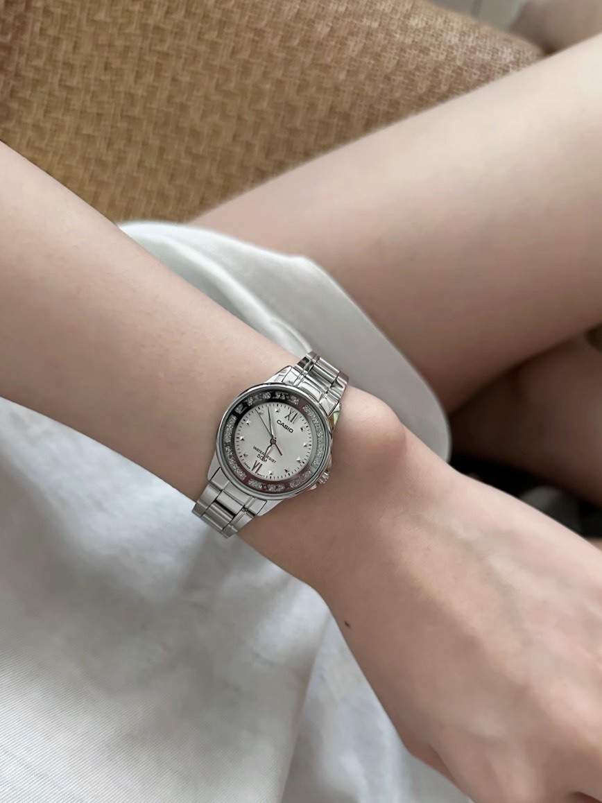 CASIO 卡西歐 STANDARD系列 冰鑽 石英錶