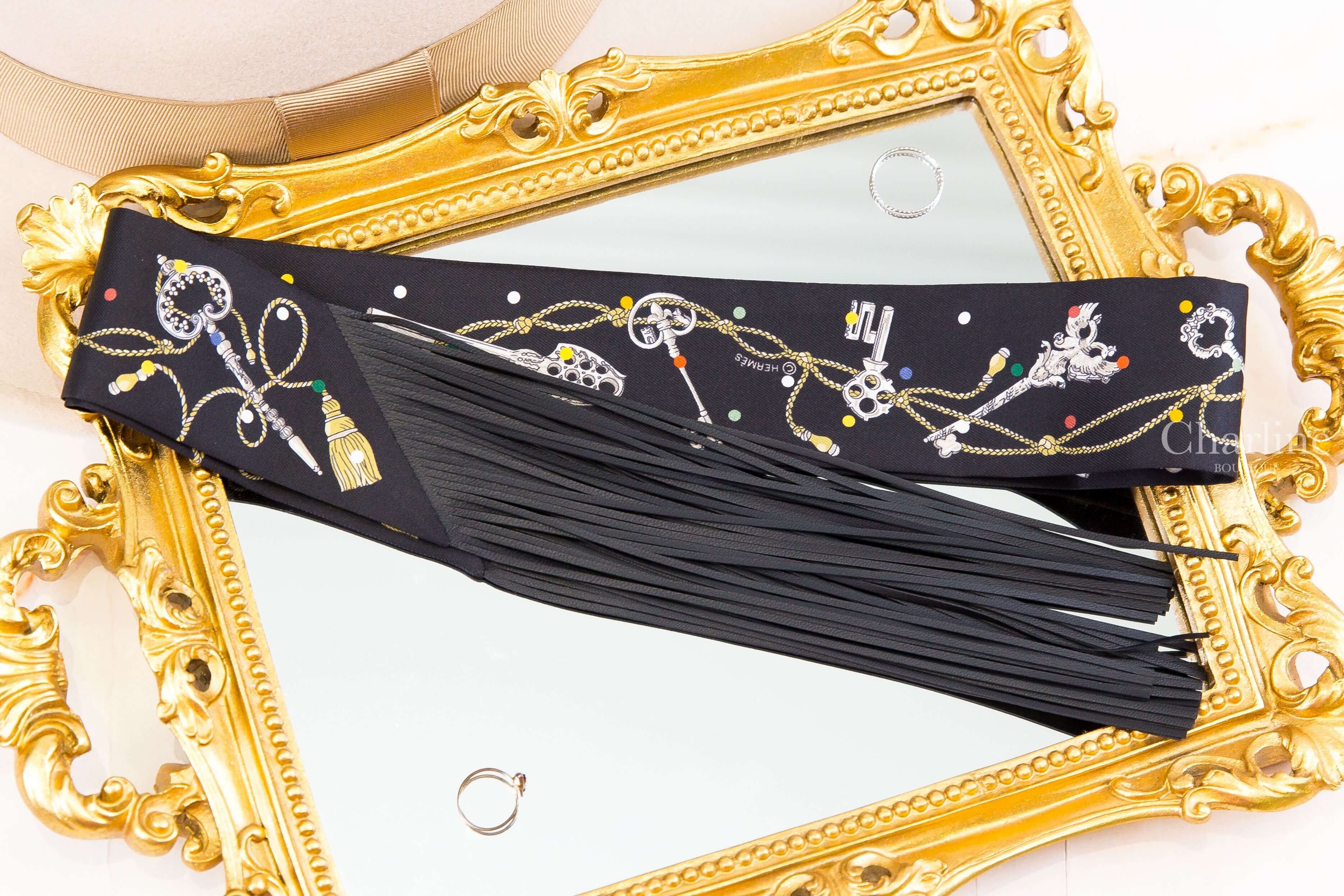 Hermès Les Cles A Pois Leather Fringes Twilly 黑色/古銅色/白色圓點鑰匙皮革流蘇絲巾-Charline Boutique 精品代購