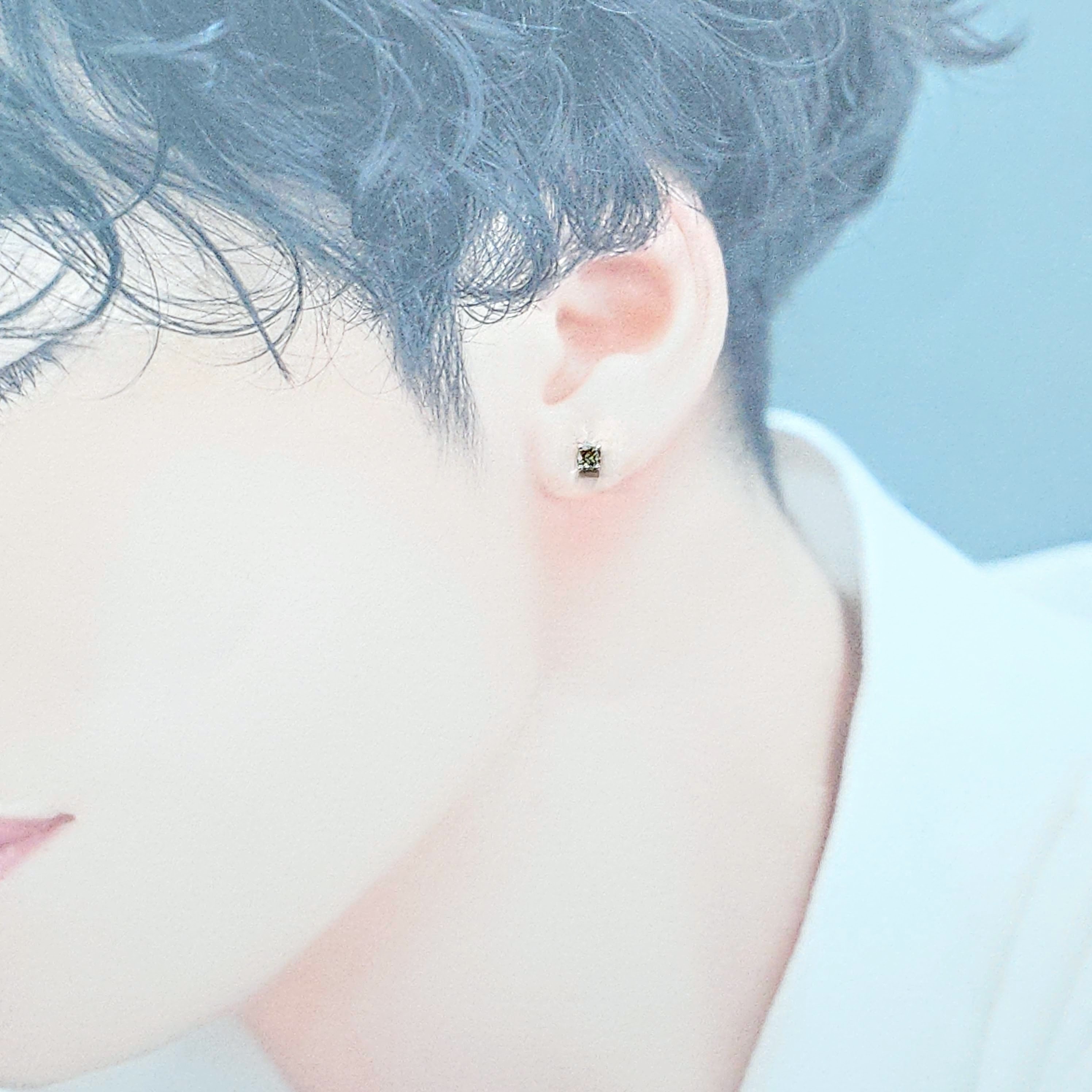 全新18K白金【主石64份咖啡鑽】耳環
