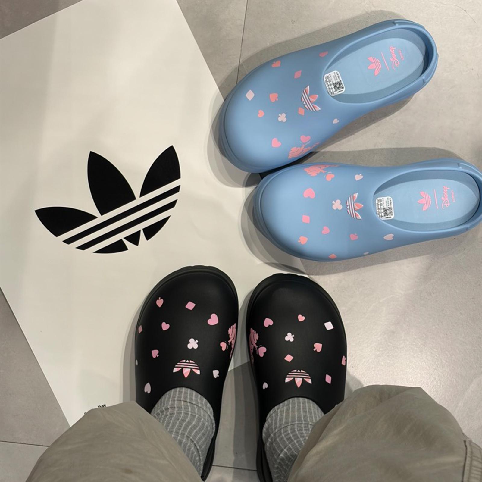 adidas Originals x Disney 迪士尼聯名 ADIFOM STAN MULE 厚底增高 半拖鞋 懶人鞋 麵包鞋 紅心 柴郡貓 女款 KH5901 KH5902