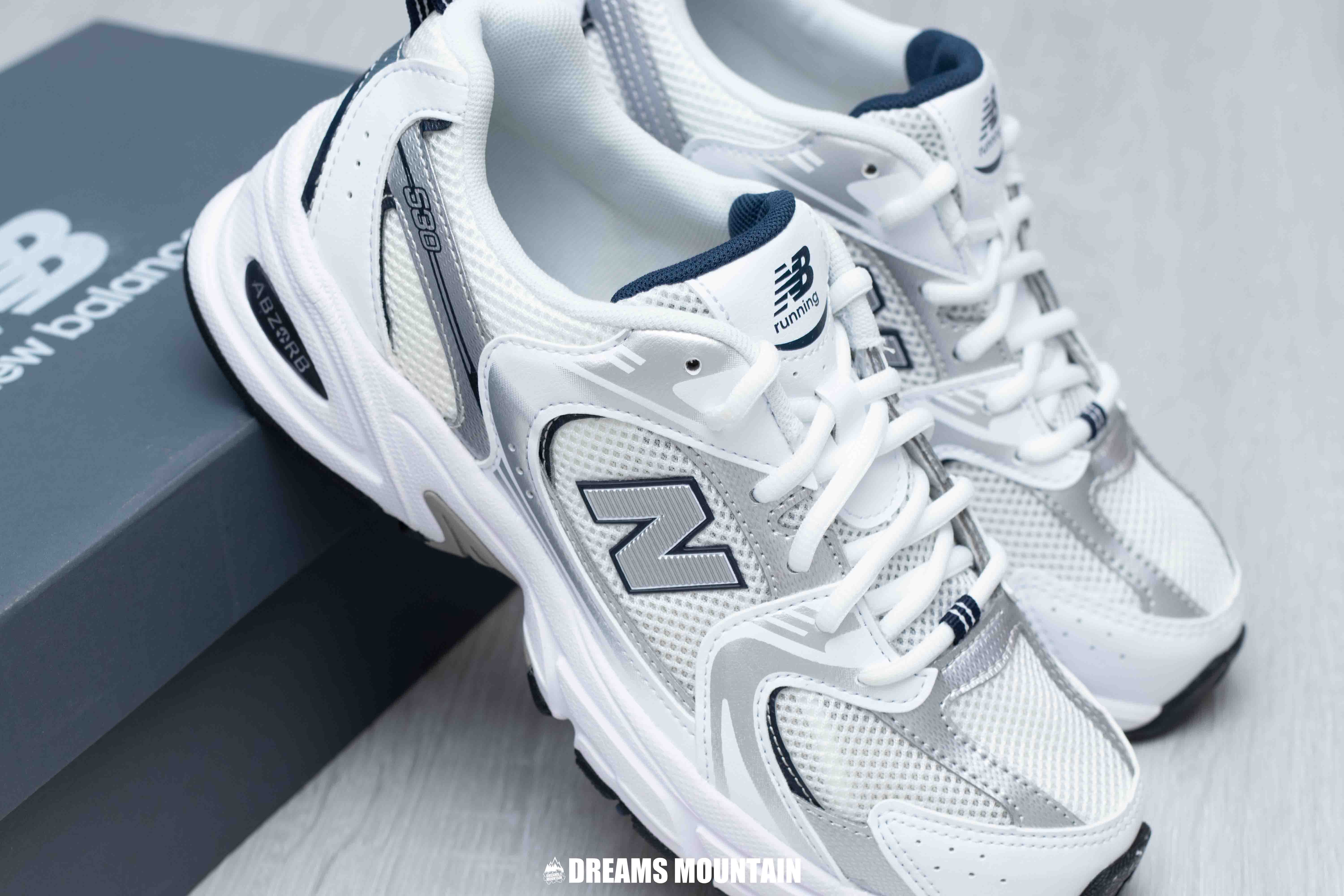 【預訂】NEW BALANCE 530 白銀深藍-GS