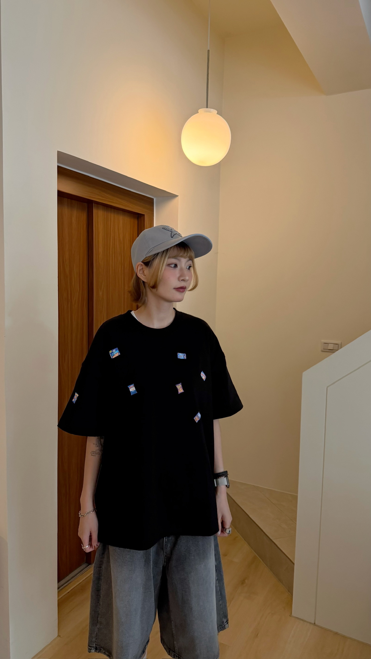 散落零食圖像T shirt(限量）